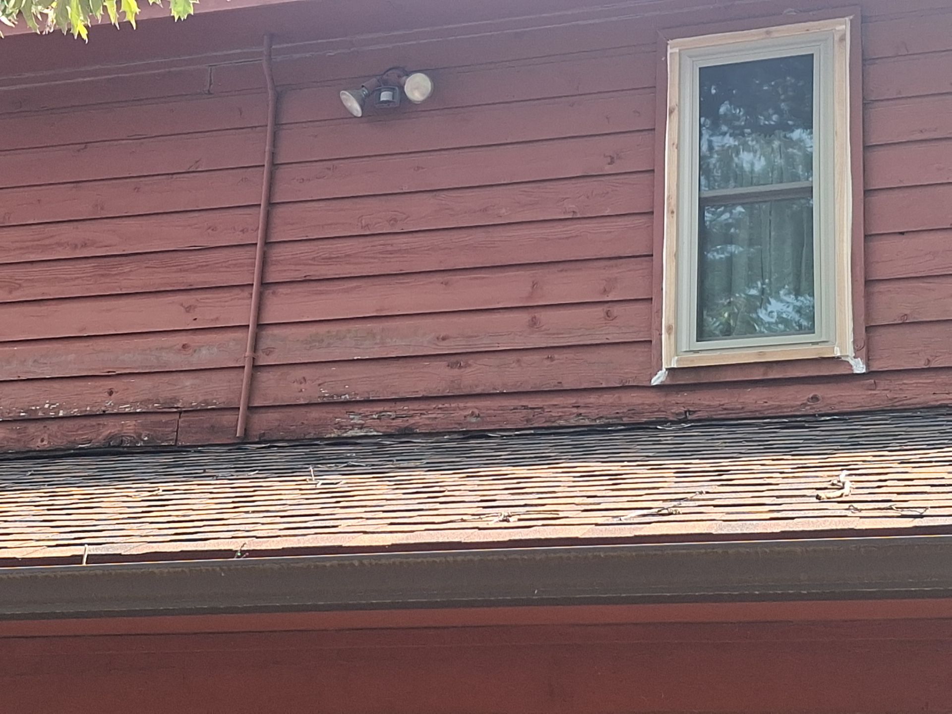 Longview, TX Exterior Wood Restoration & Paint Transformation by Quality Coats Painting