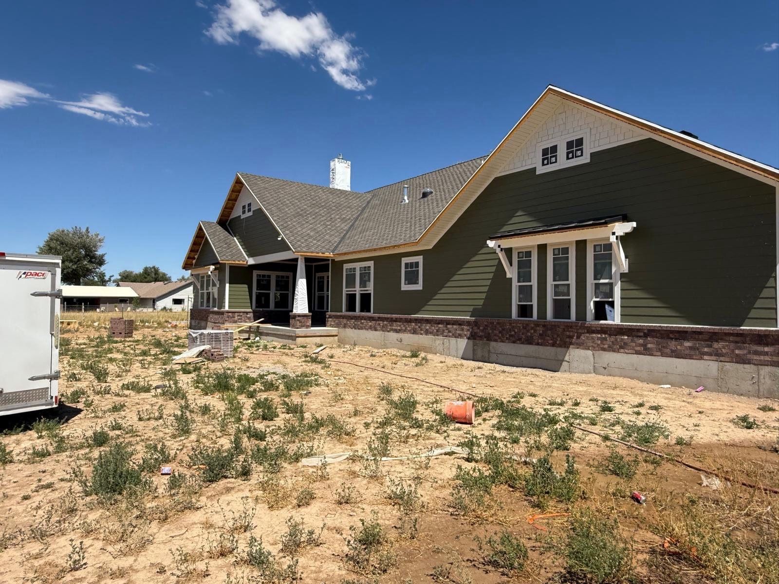 Scipio | Hardie Mixed Siding | Mountain Sage & Arctic White by Ideal Siding Utah
