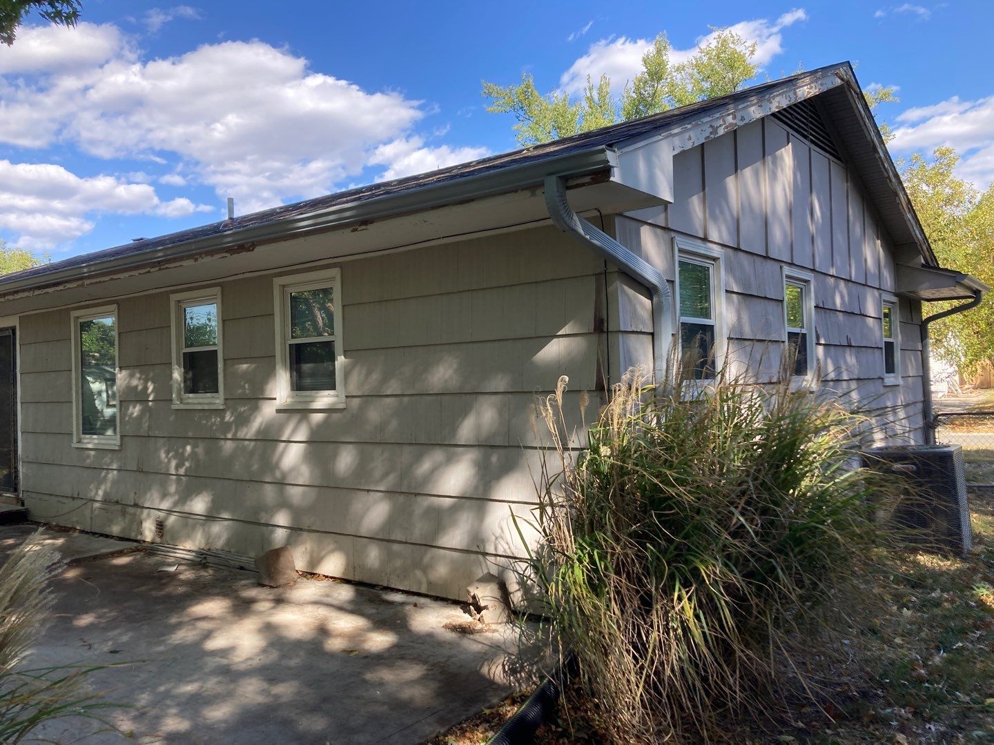 Siding Installation using D4 Market Square by EEC  Windows, Siding & Roofing 
