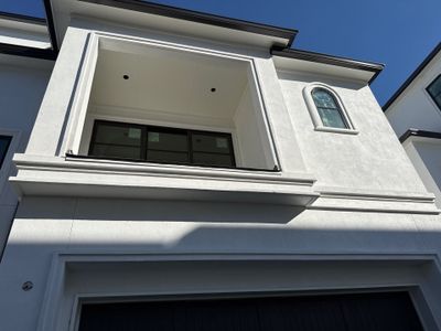 Modern Multi-Story Residential Stucco Home in Houston