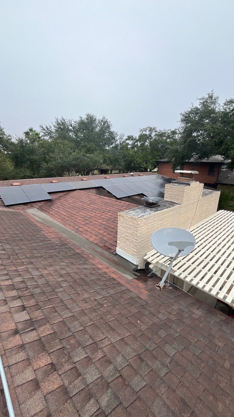 Residential Roofing Installation using Certainteed Landmark Moire Black by Galvan Roofing and Construction