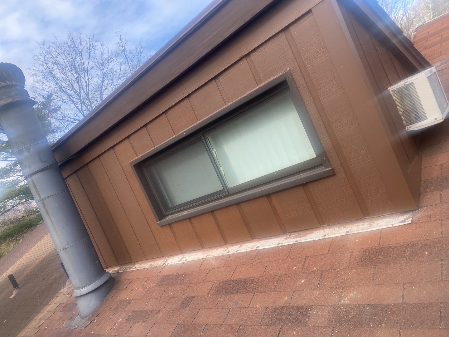 Reston CertainTeed Landmark Resawn Shake New Roof Installation & Siding/Trim Repairs by RM Banning, Inc.