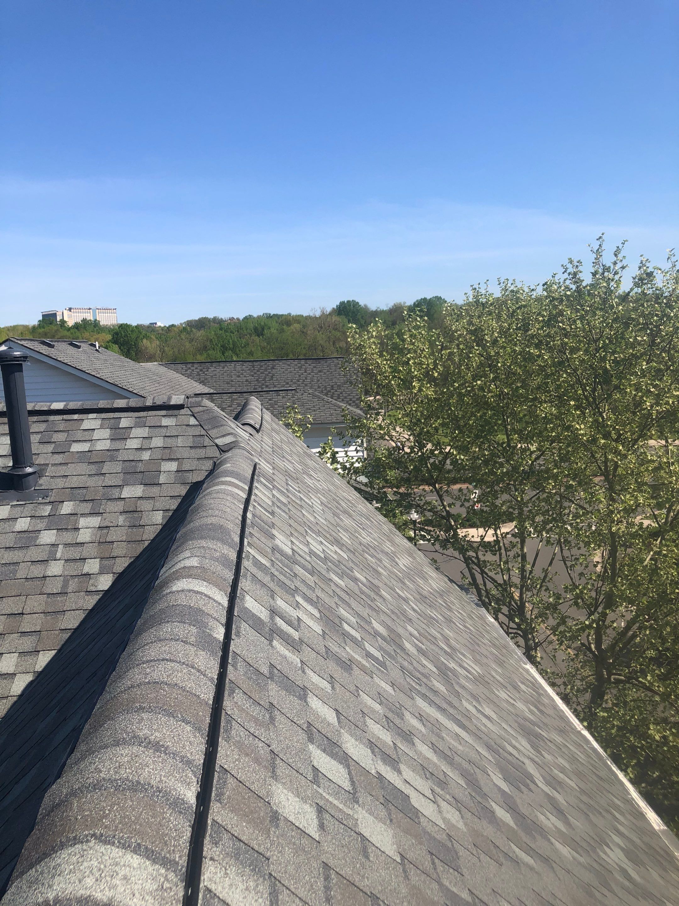 Alexandria: CertainTeed Landmark Pro Designer Shingles in Max Def Georgetown Gray by RM Banning, Inc.