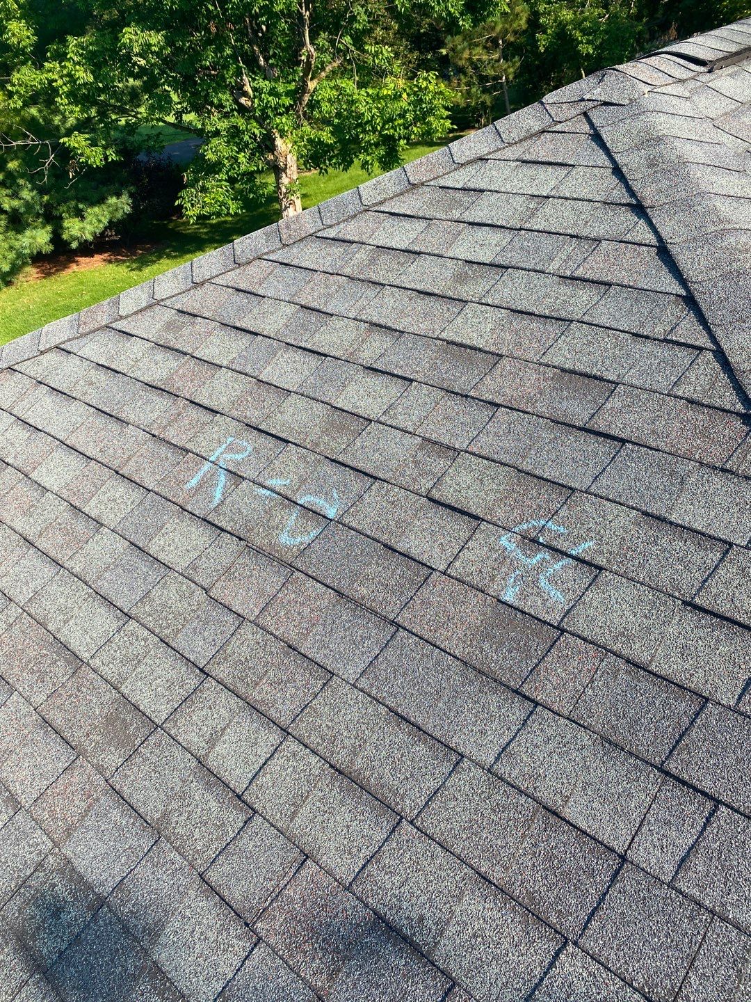 Landmark Pro Installation in Lewis Center by Best Roofing & Siding Company