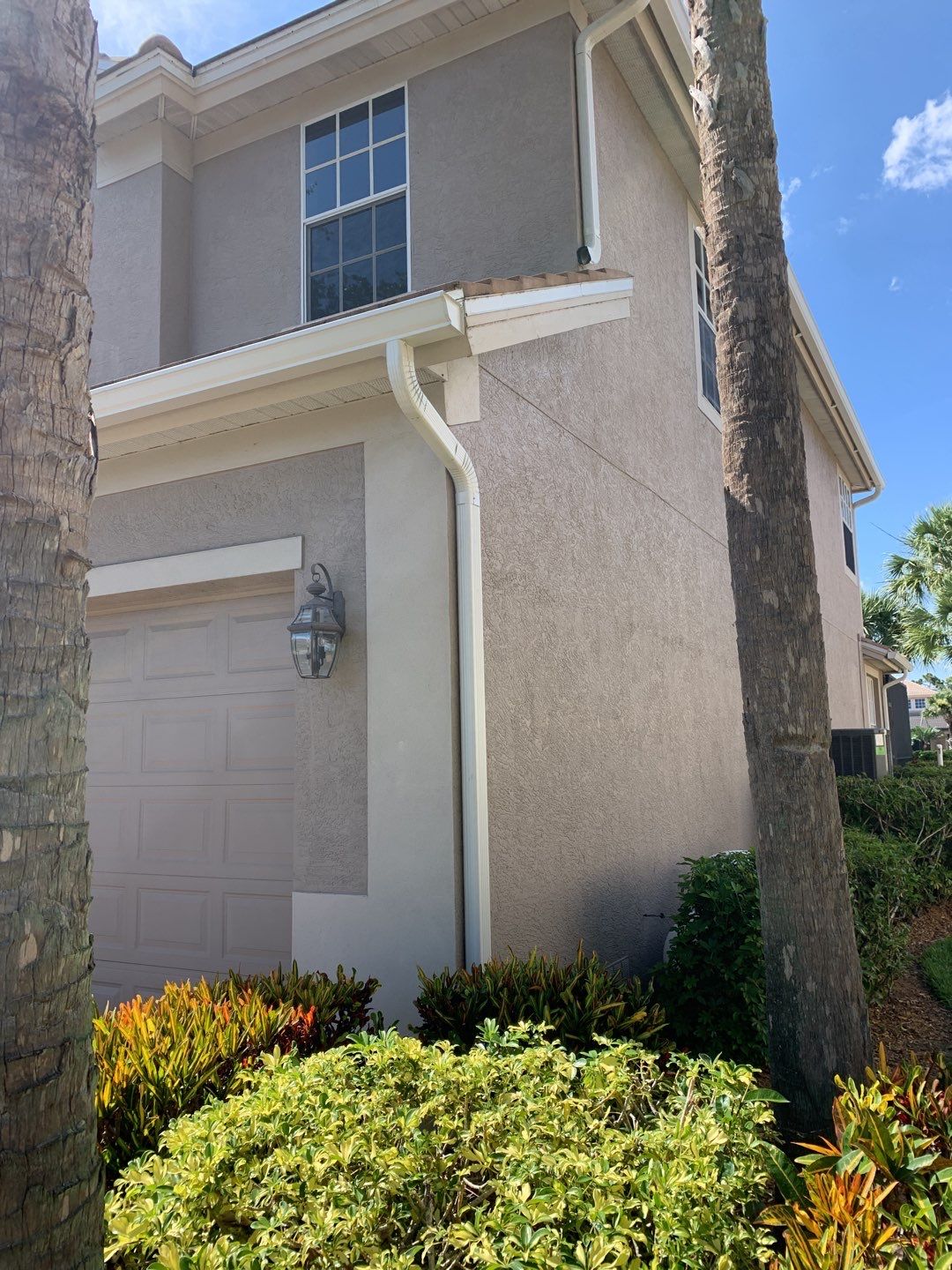 6-Inch Seamless Gutters in Fort Myers FL by Gutter Professor by Gutter Professors