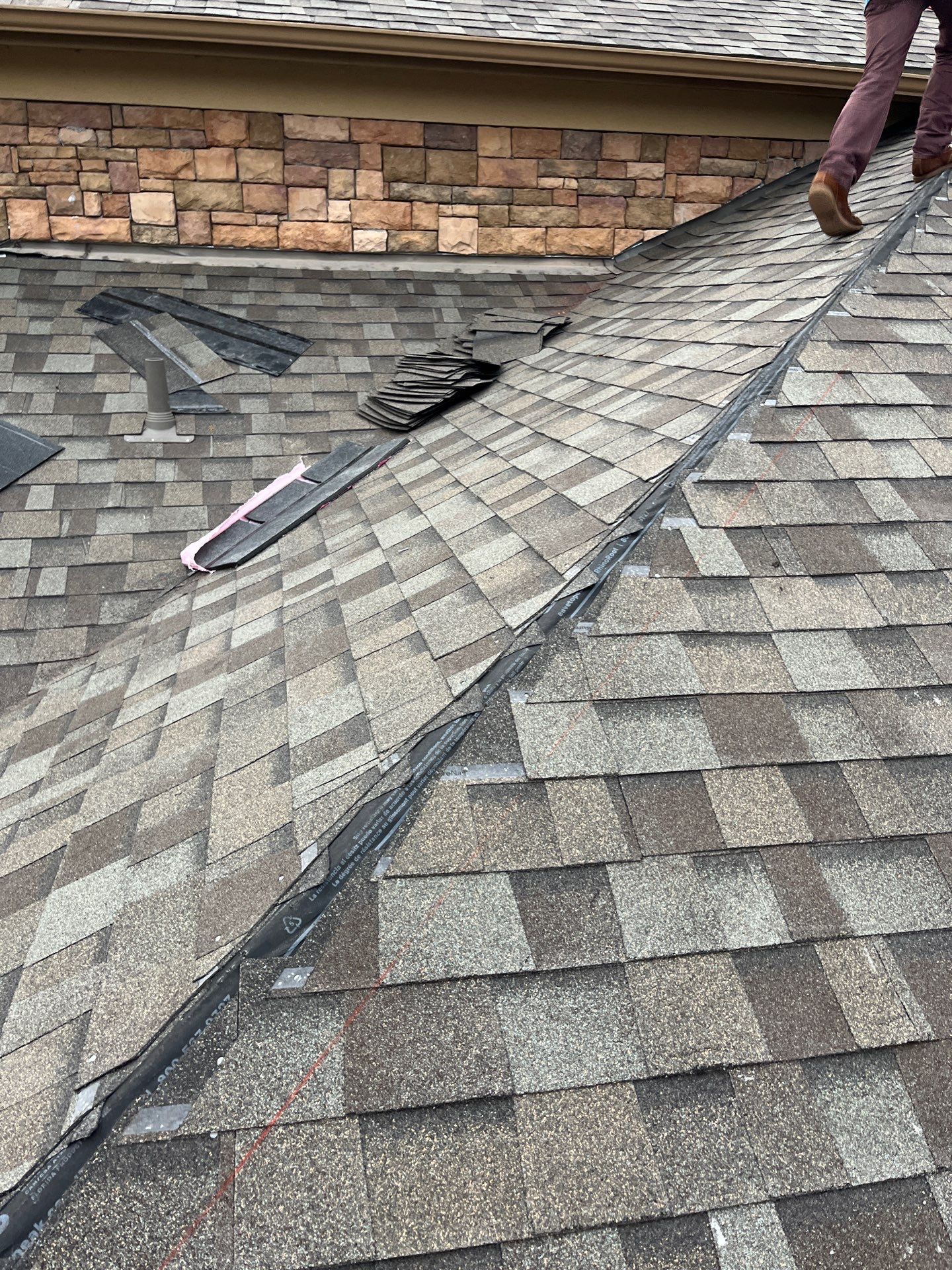 Residential Roofing Installation using Owen's Corning Duration (Lifetime) Shingles by Roof Repair Company