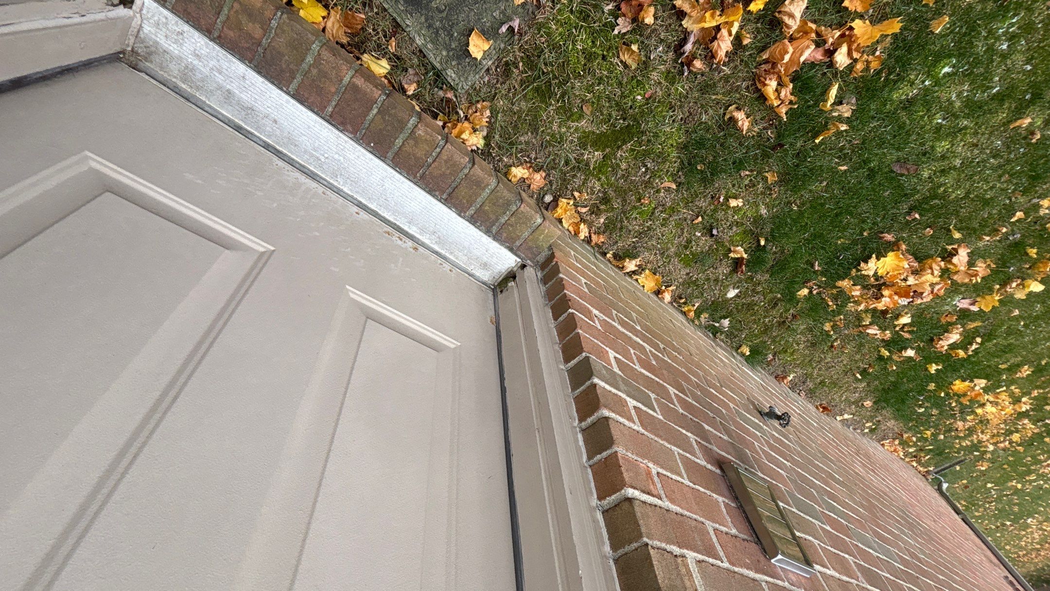 Siding Replacement using Alside Charter Oak D4.5" by 180 Contractors