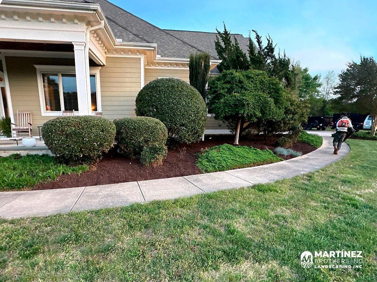Trimming and landscaping in Hillsborough
