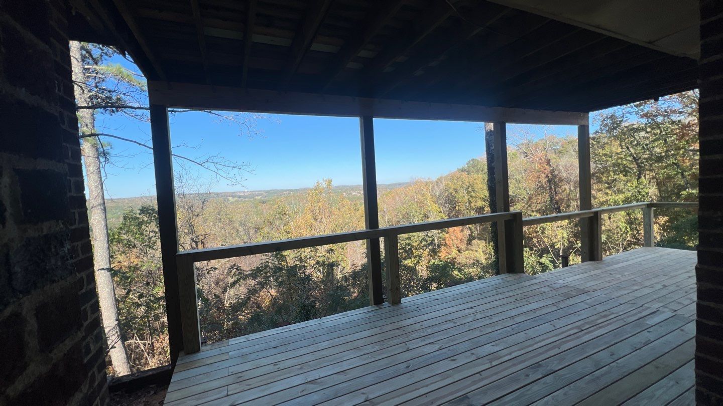 Shades Crest - Deck by Pillar and Pine