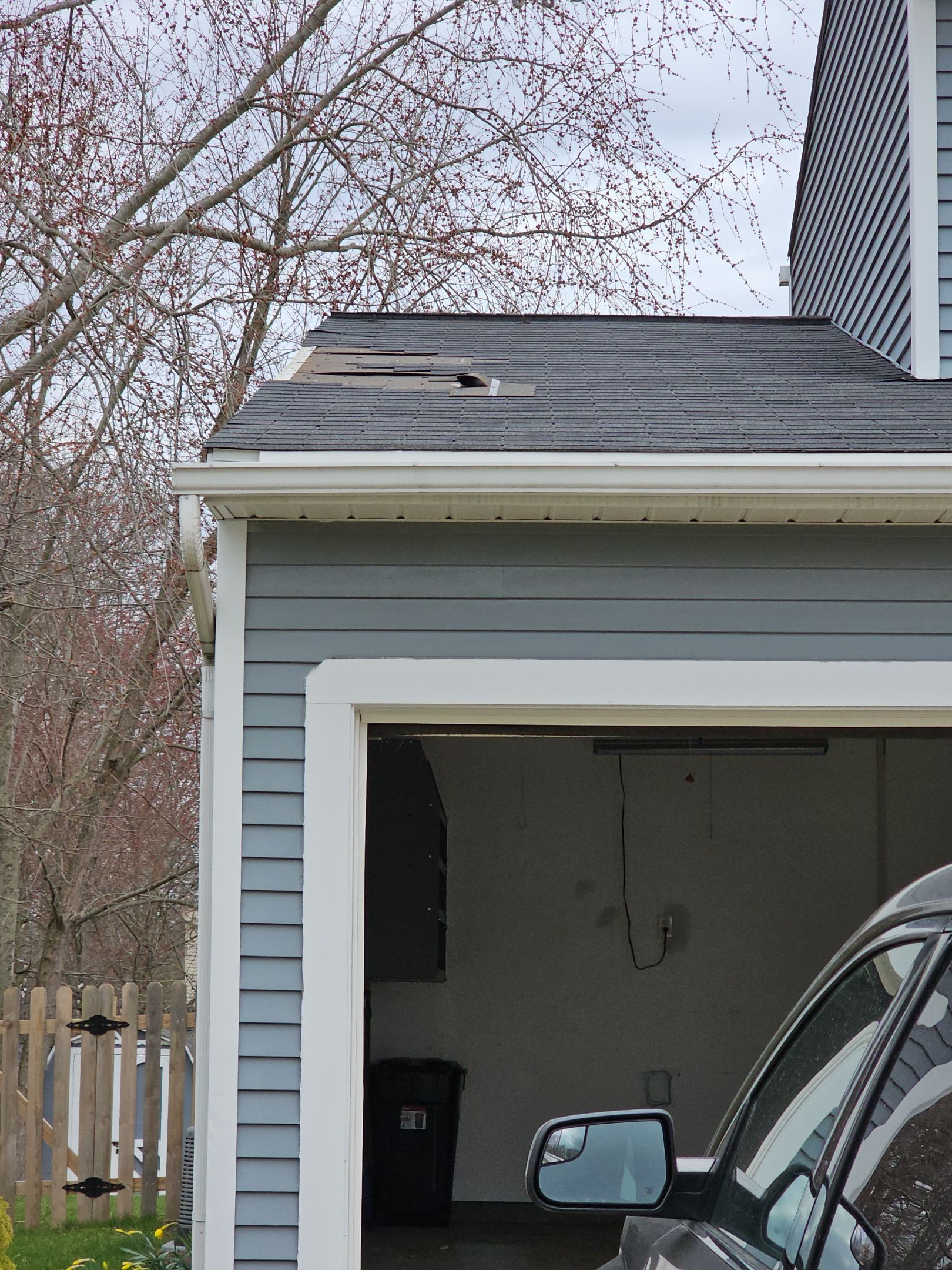 ATLAS PINNACLE COLOR: BLACK SHADOW DRIP EDGE: WHITE by Eagle Eye Roofing