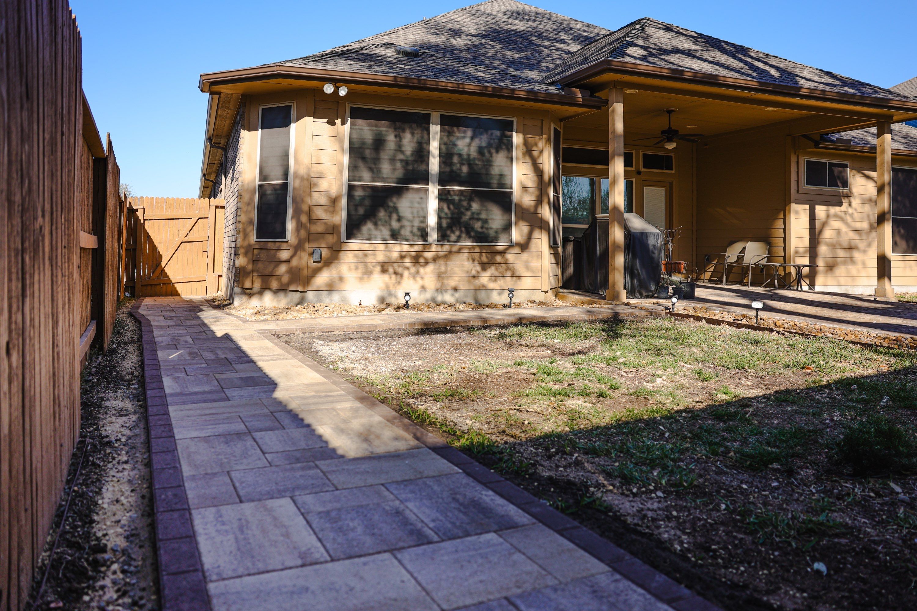 Wortham Oaks - San Antonio, TX by Hole In One Lawns, LLC
