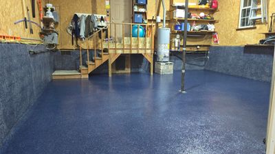 Garage using Navy
