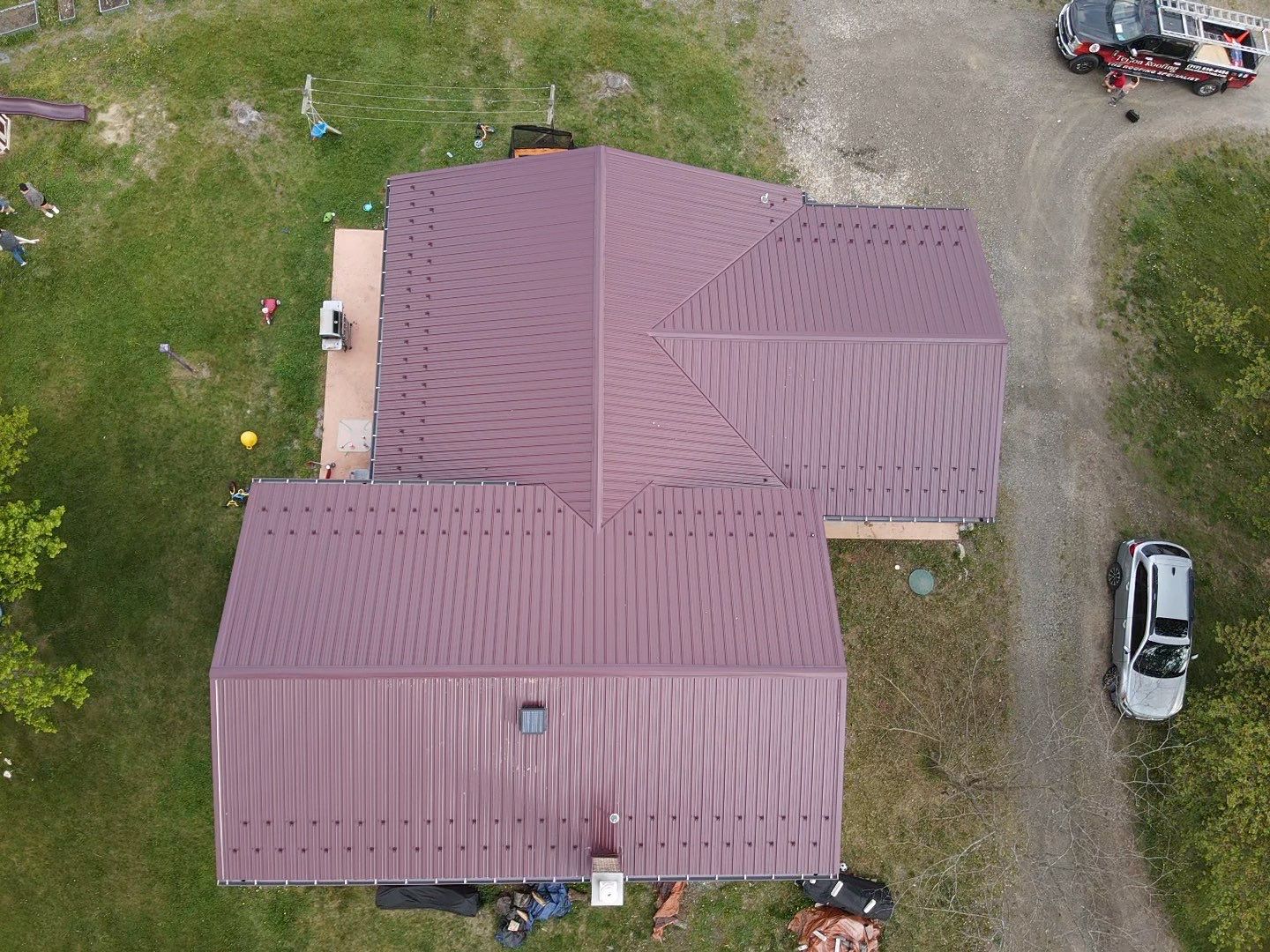 Metal Roof Installation using Everlast Azm panel w/ colourbond process by Teflon Roofing
