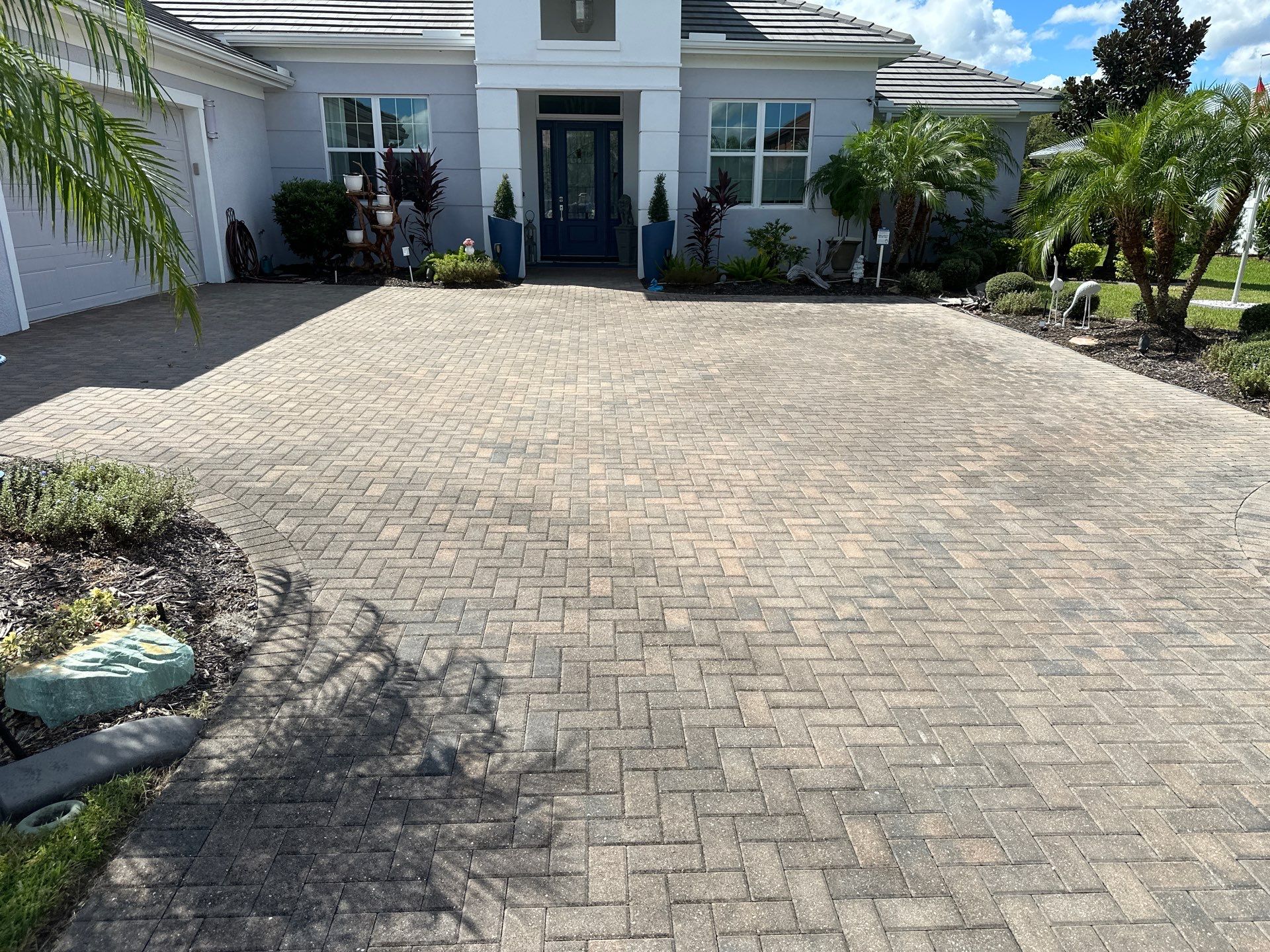 Paver Driveway, Pool Deck, Outdoor Furniture & Culvert Cleaning in Winding River Community, Bradenton, FL | Sunshine AquaWash by Sunshine AquaWash