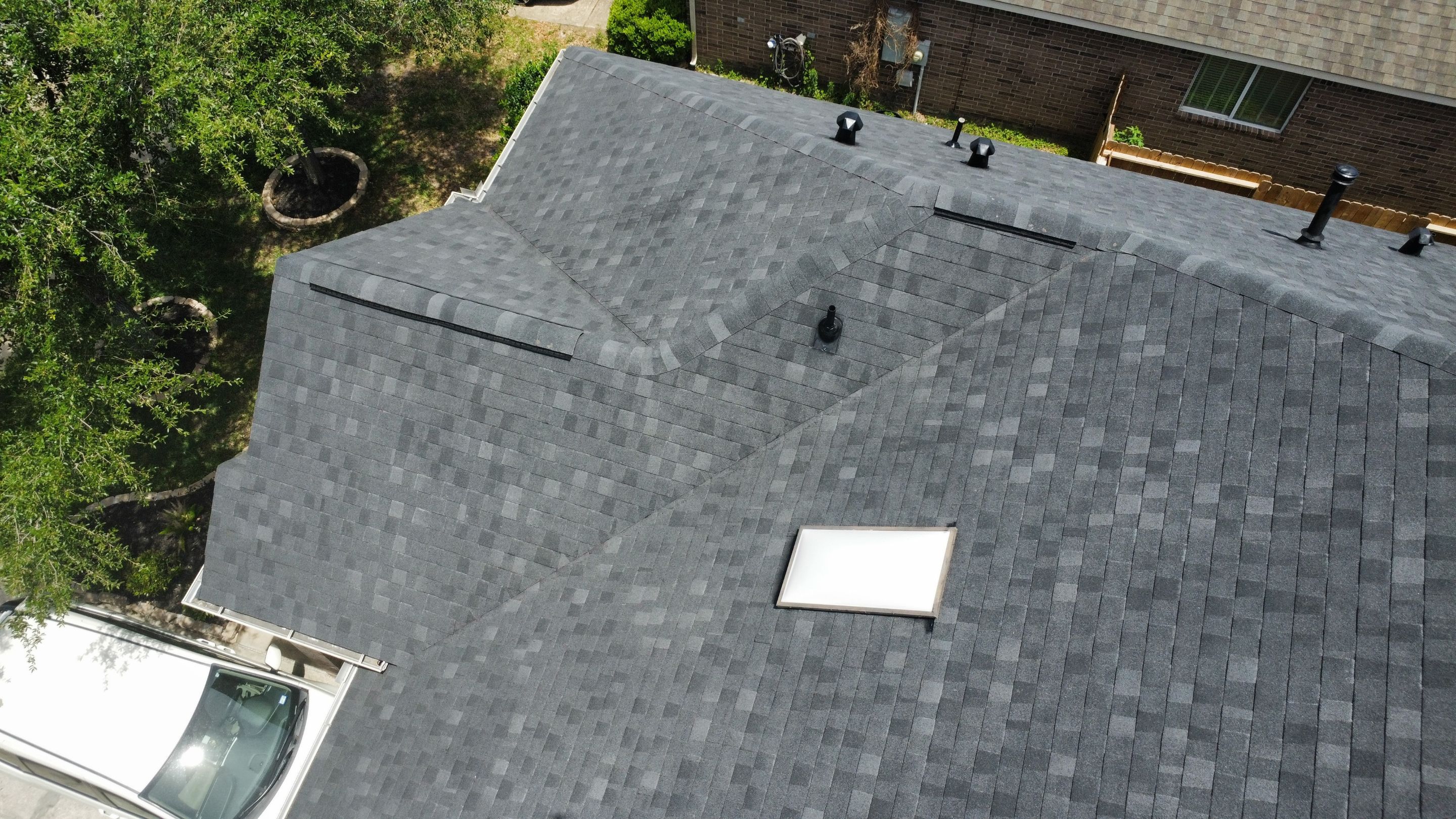 Alvimar Roofing and Remodeling featured photo.