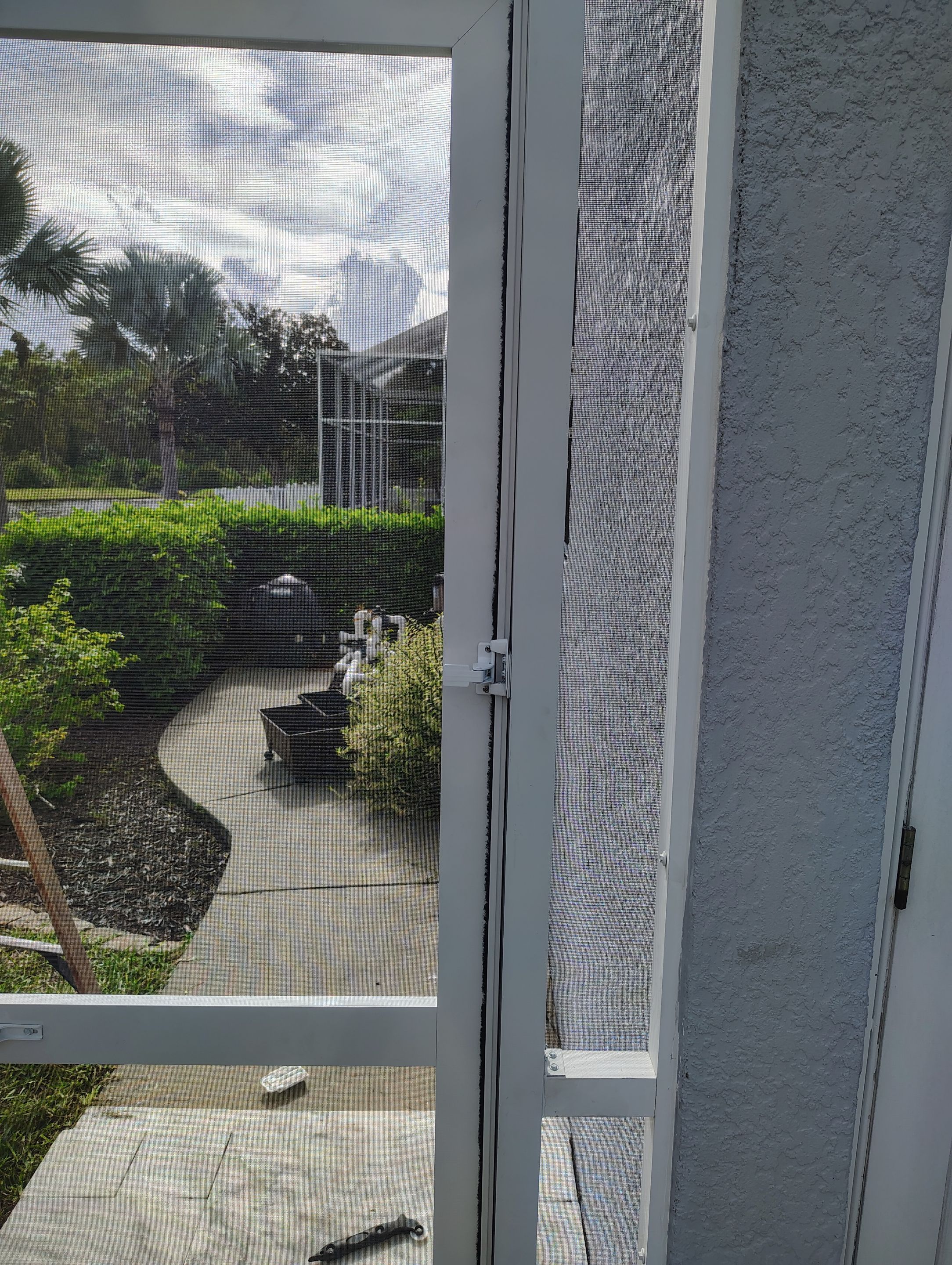 Reframing & Screening with New Door by B&L LABOR SERVICES LLC