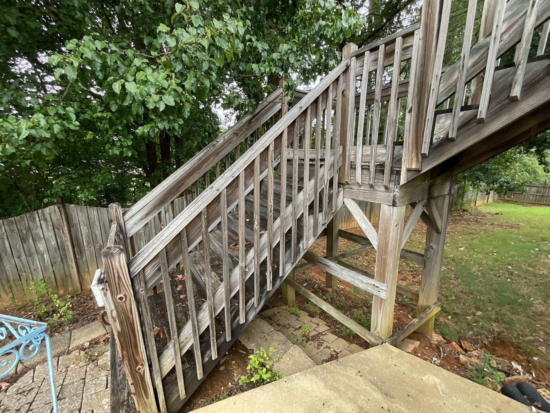Deck Replacement in Hueytown by The Roofing Dudes