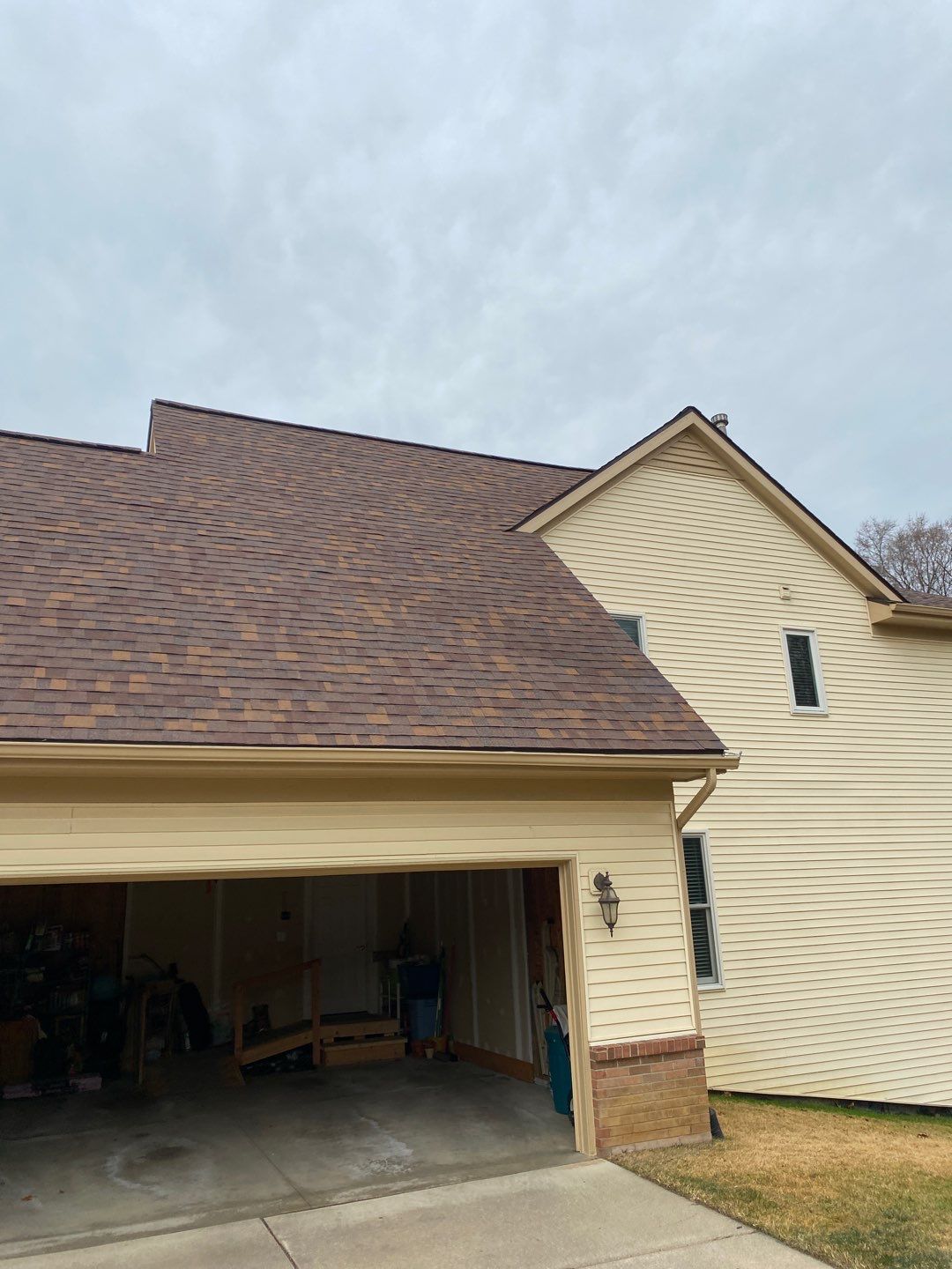 Roof Replacement using Owens Corning by 180 Contractors