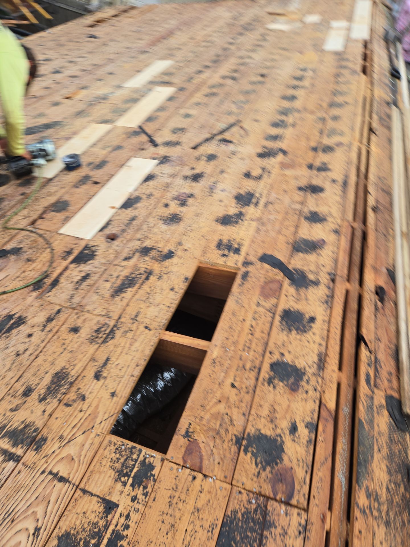Project in St. Petersburg 33710 by Mitchell Roofing Company LLC 