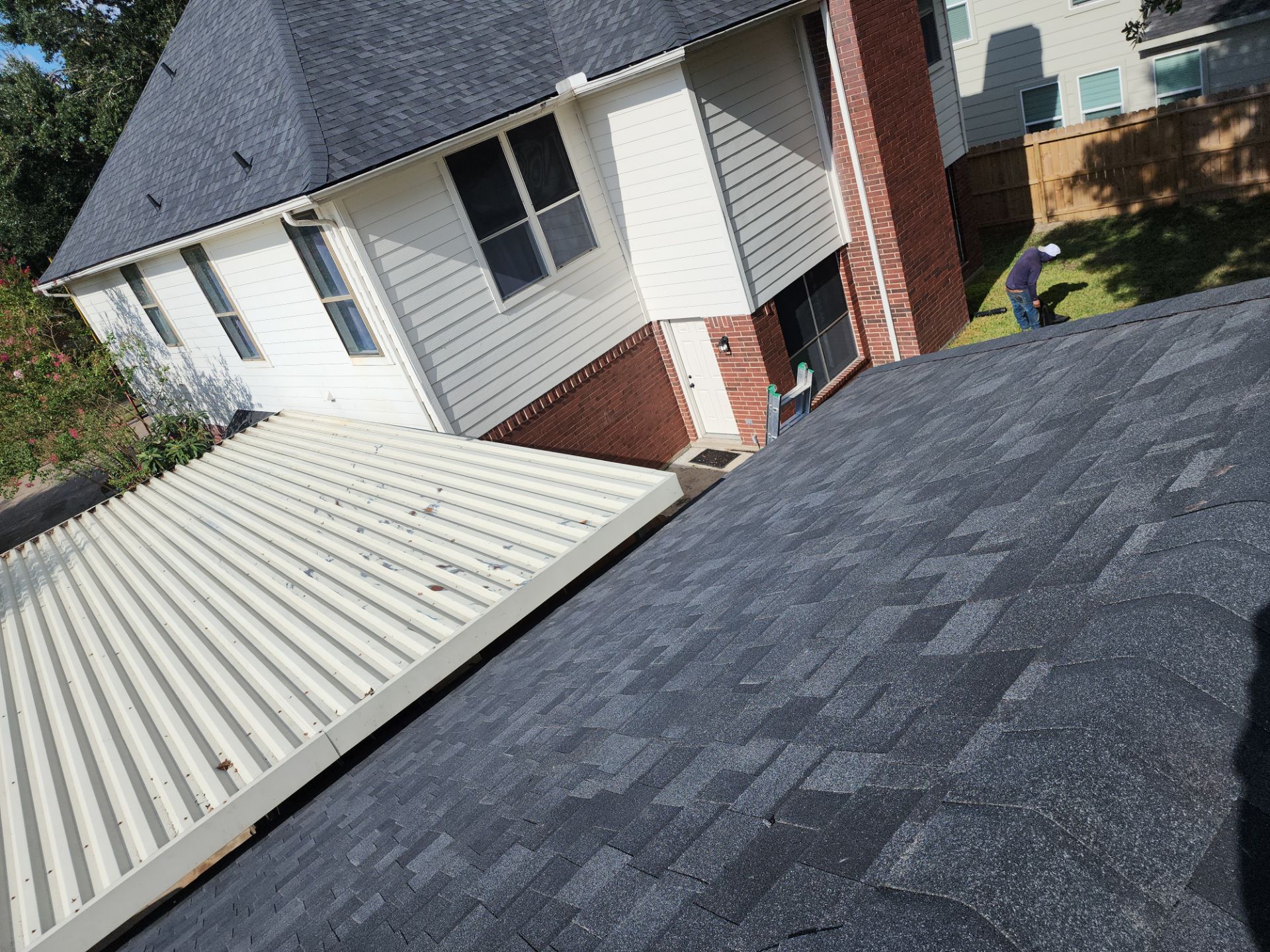 Residential Roofing Installation using Owen's Corning Duration (Lifetime) Shingles by Roof Repair Company