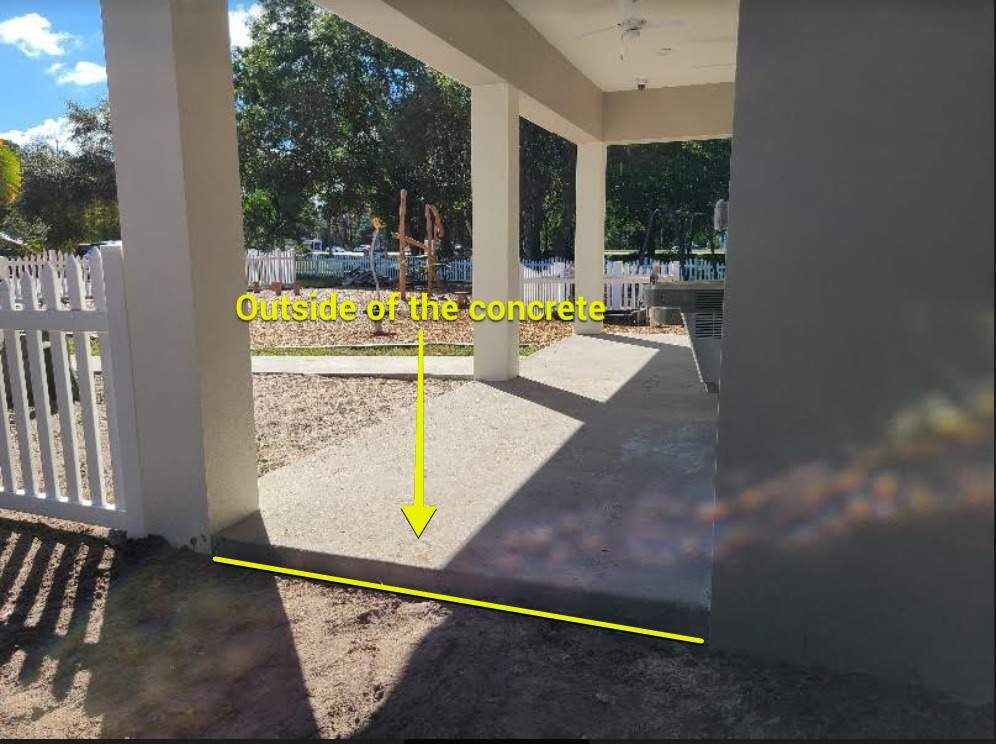 Bradenton, FL  4 ft. Tall Concave Vinyl Picket Fence by Asap fence and gates, LLC