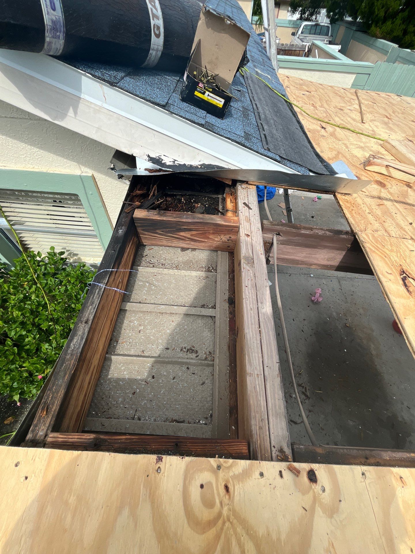 Project in St. Petersburg 33712 by Mitchell Roofing Company LLC 