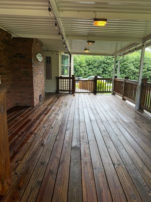 Wood Deck using Wood Sealant