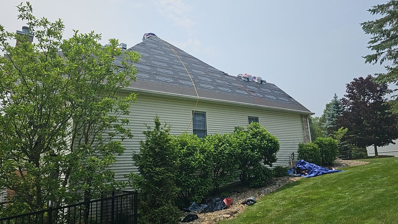 GAF Timberland Color: Pewter Gray by Eagle Eye Roofing