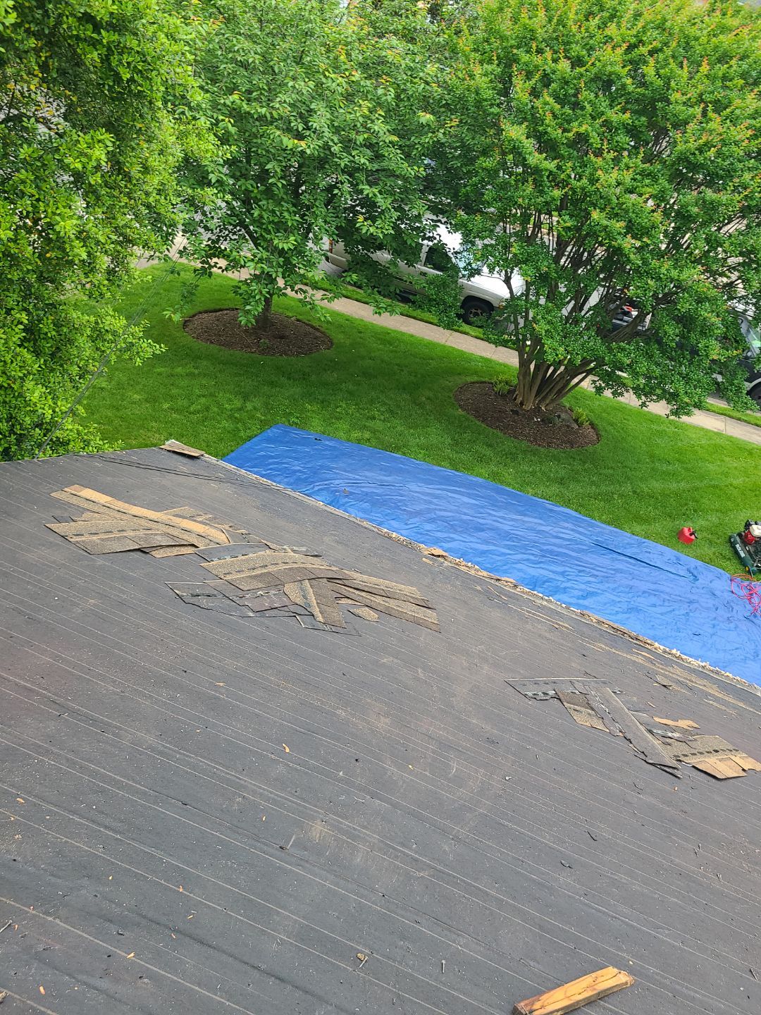 Arlington: CertainTeed Landmark Pro Designer Shingles in Max Def Pewter by RM Banning, Inc.