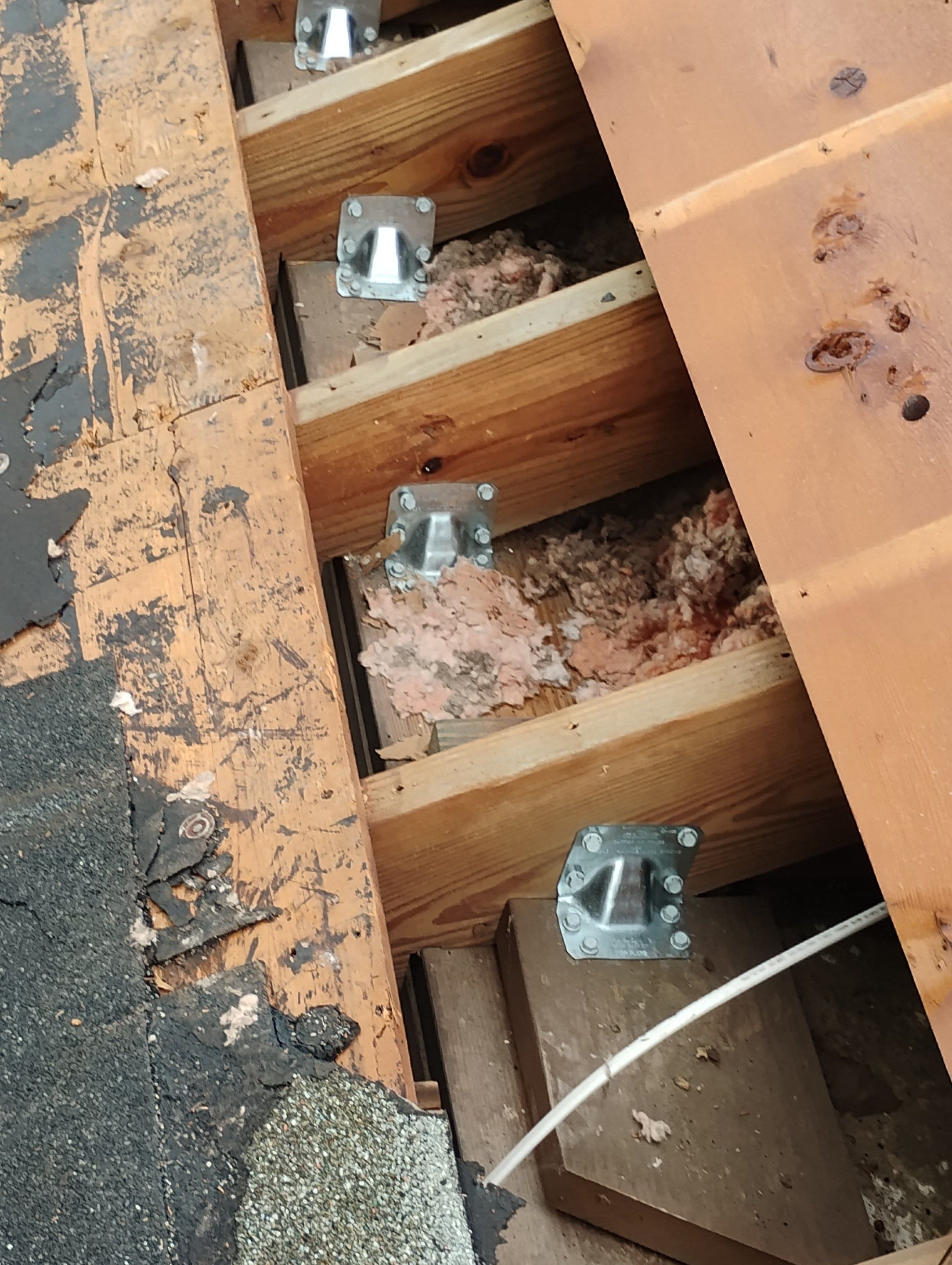 Project in St. Petersburg 33712 by Mitchell Roofing Company LLC