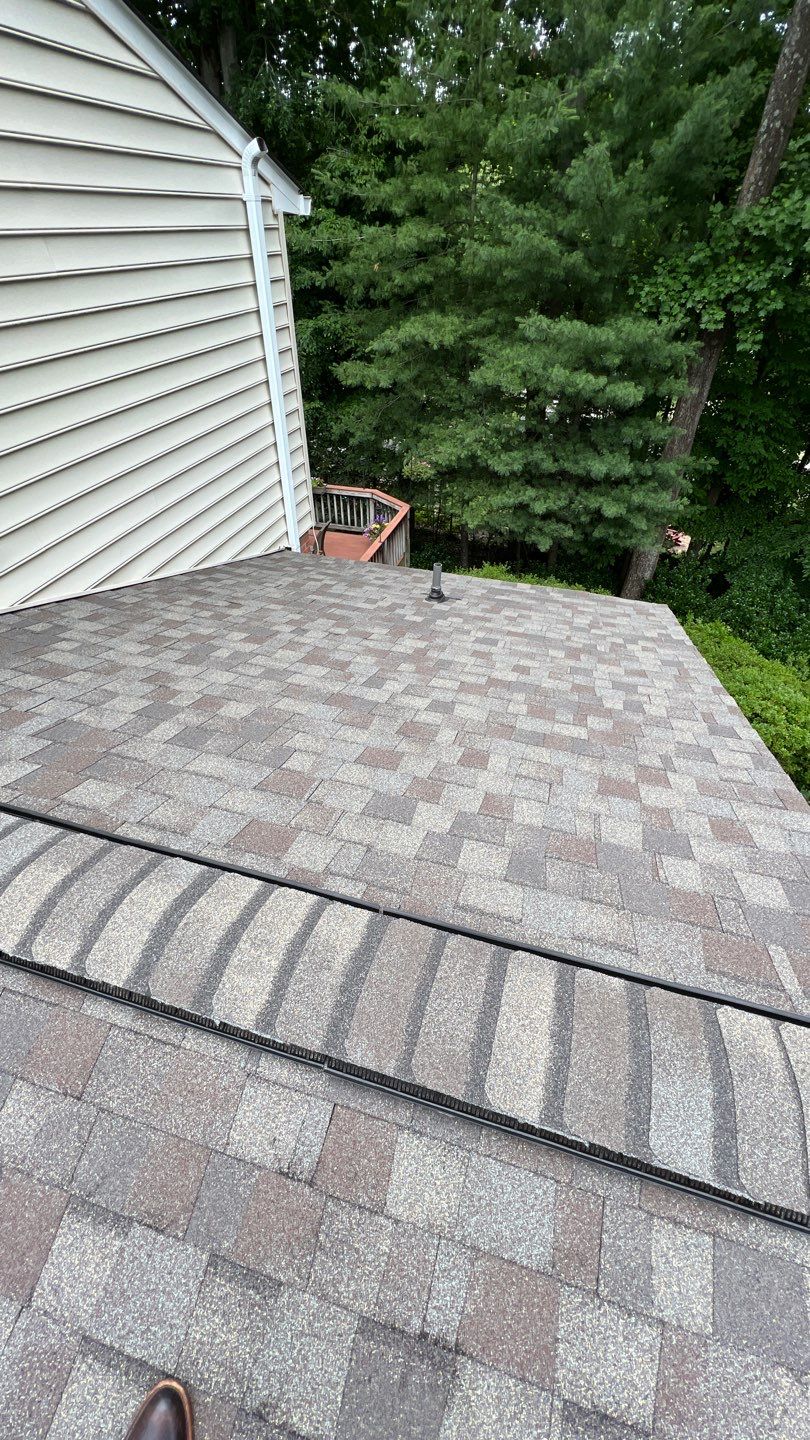 Springfield CertainTeed Landmark Weathered Wood Roof Installation by RM Banning, Inc.