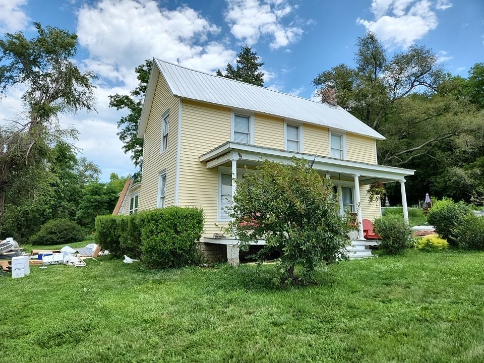 Siding Installation using Market Square by EEC  Windows, Siding & Roofing 