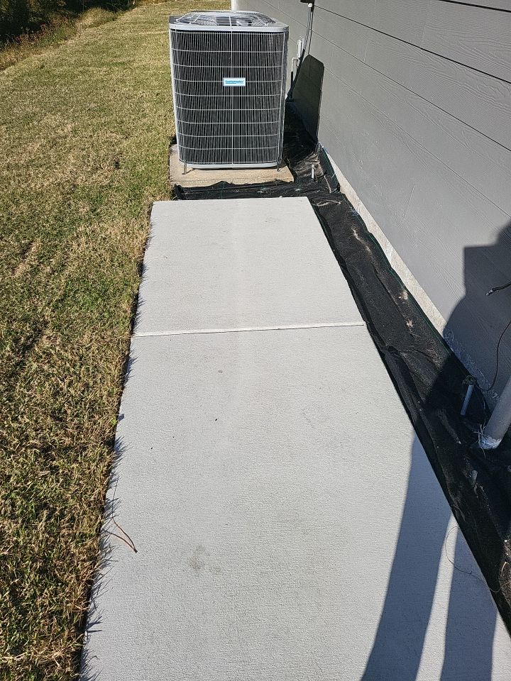 You can never go wrong with Horizontal by Hip Square Fence Inc.