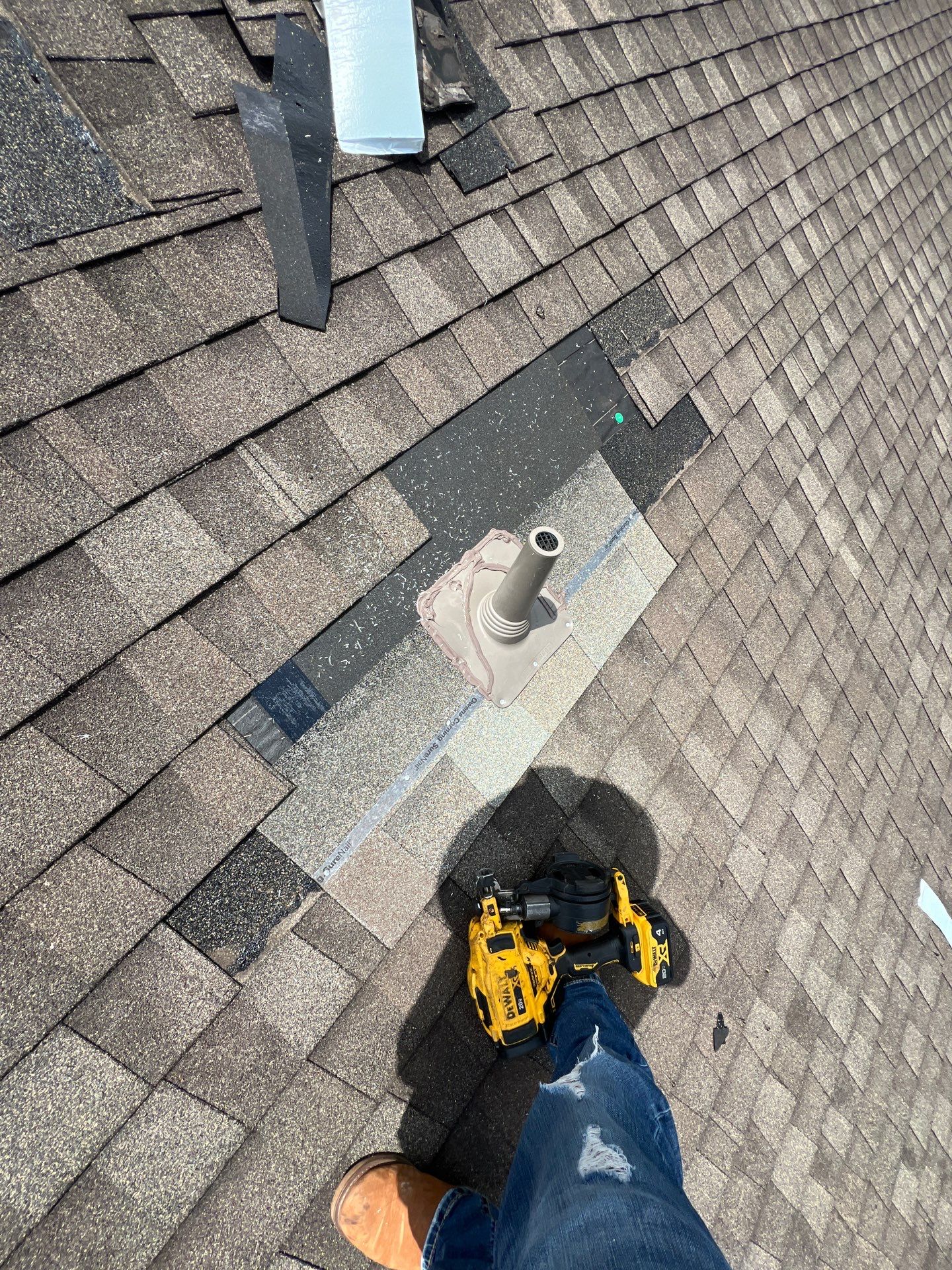 Hail Damage using Owen's Corning Duration (Lifetime) Shingles by Roof Repair Company