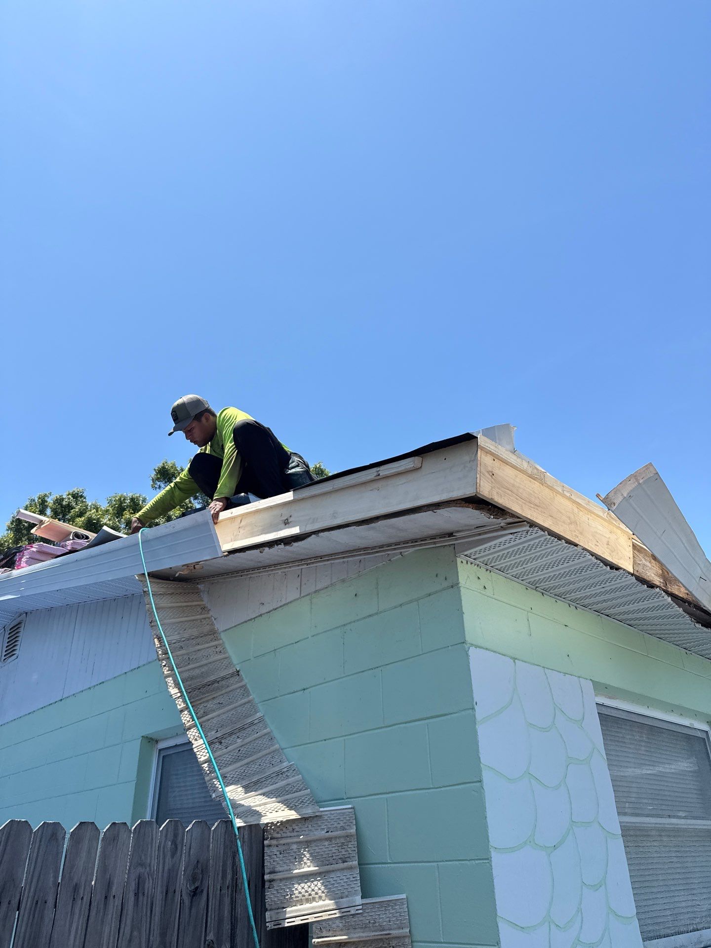 Project in St. Petersburg 33709 by Mitchell Roofing Company LLC 