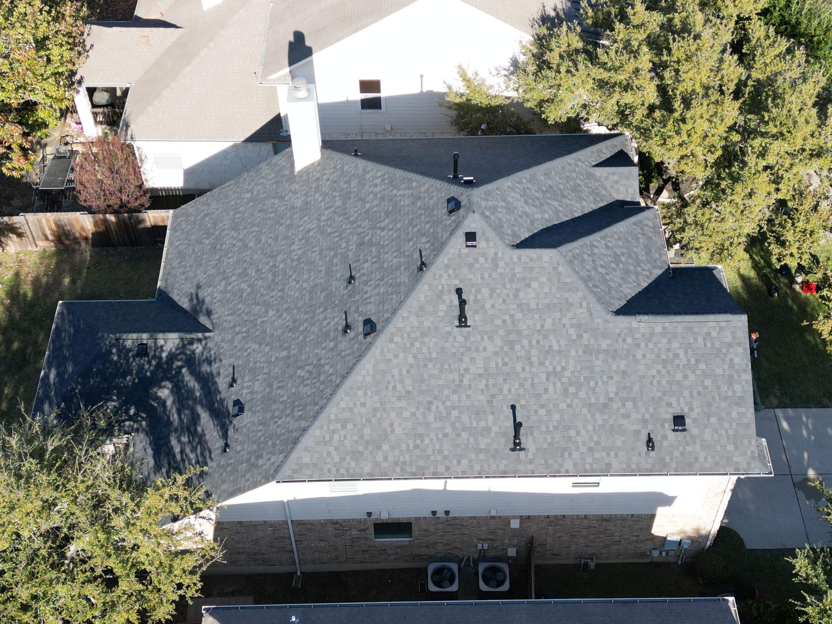 Onyx Black - Owens Corning TruDefinition Duration by RoofsOnly.com