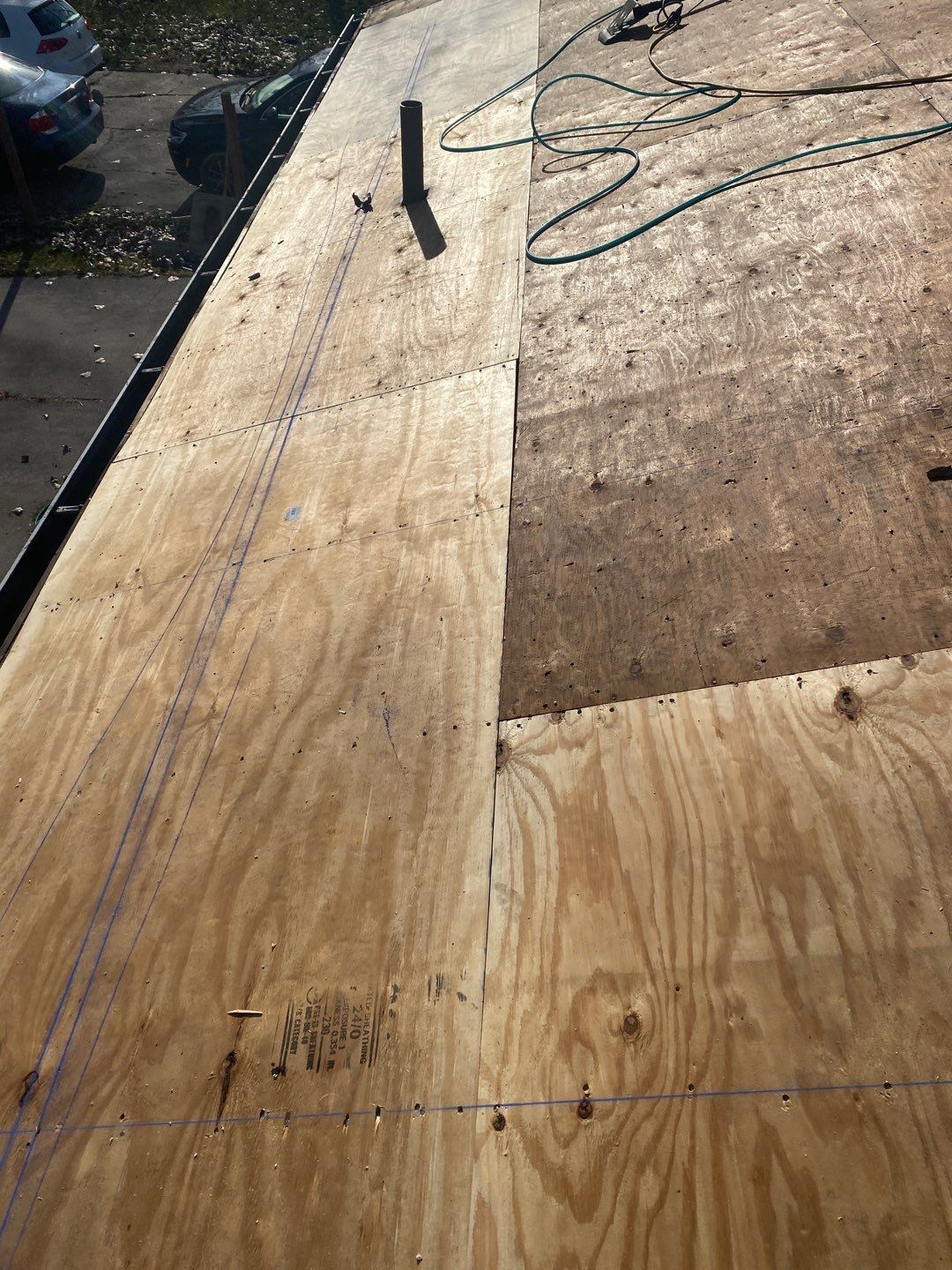 Residential Roofing Installation using Owens Corning Oakridge, Desert Tan by Absolute Roofing and Construction