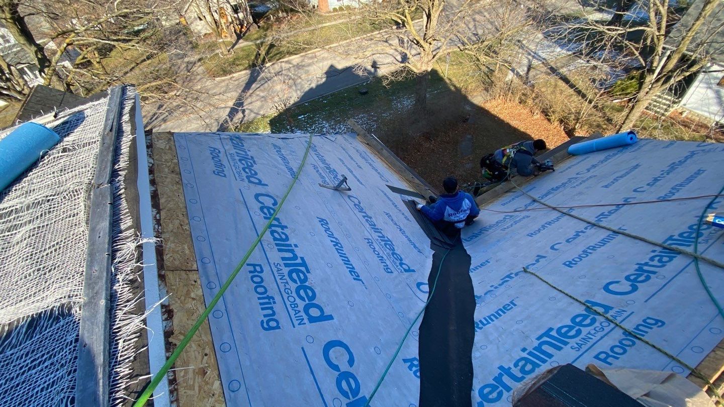 Roof Replacement using CertainTeed Landmark by 180 Contractors