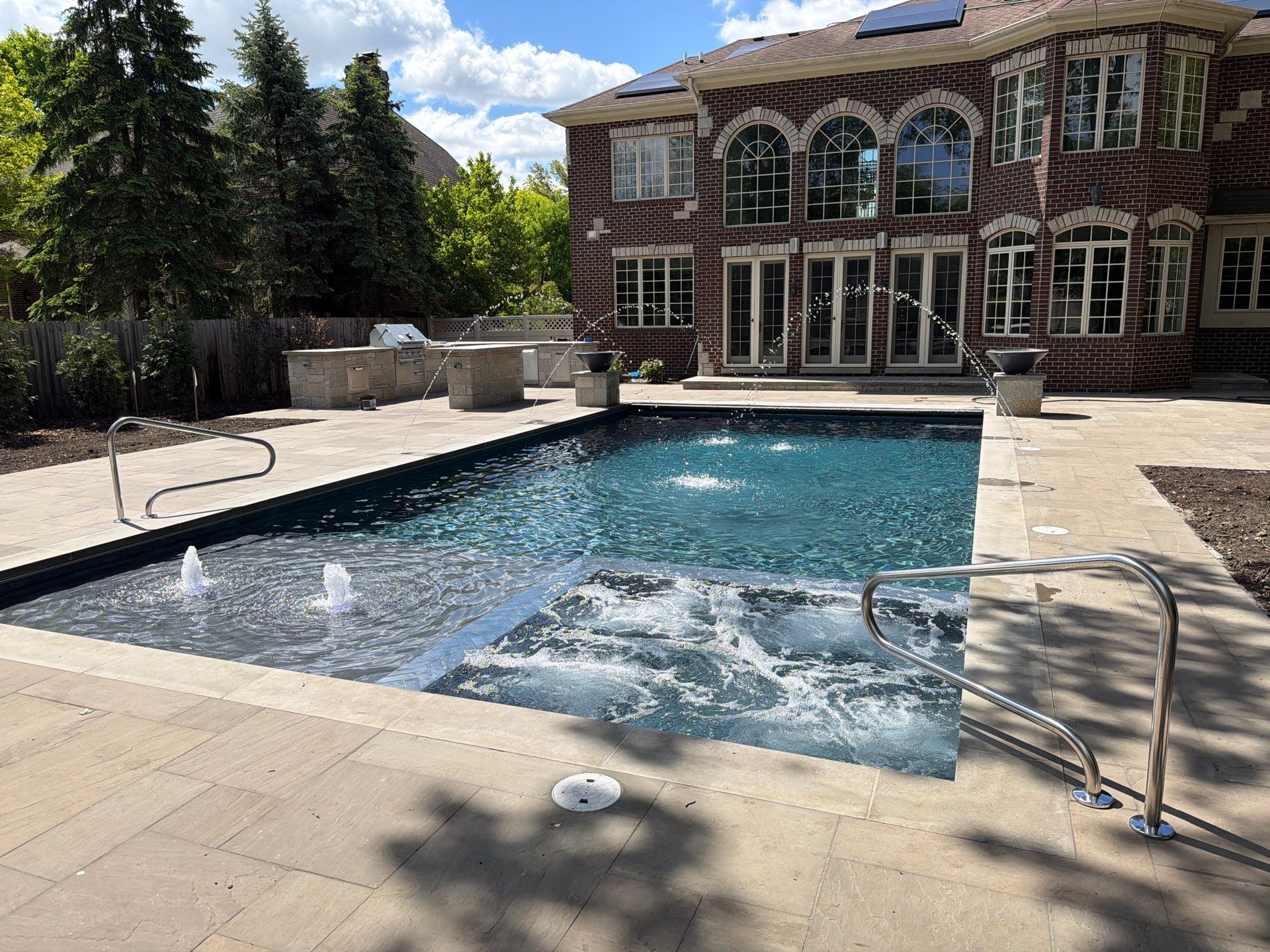 French Riv by North Shore Pool & Spa