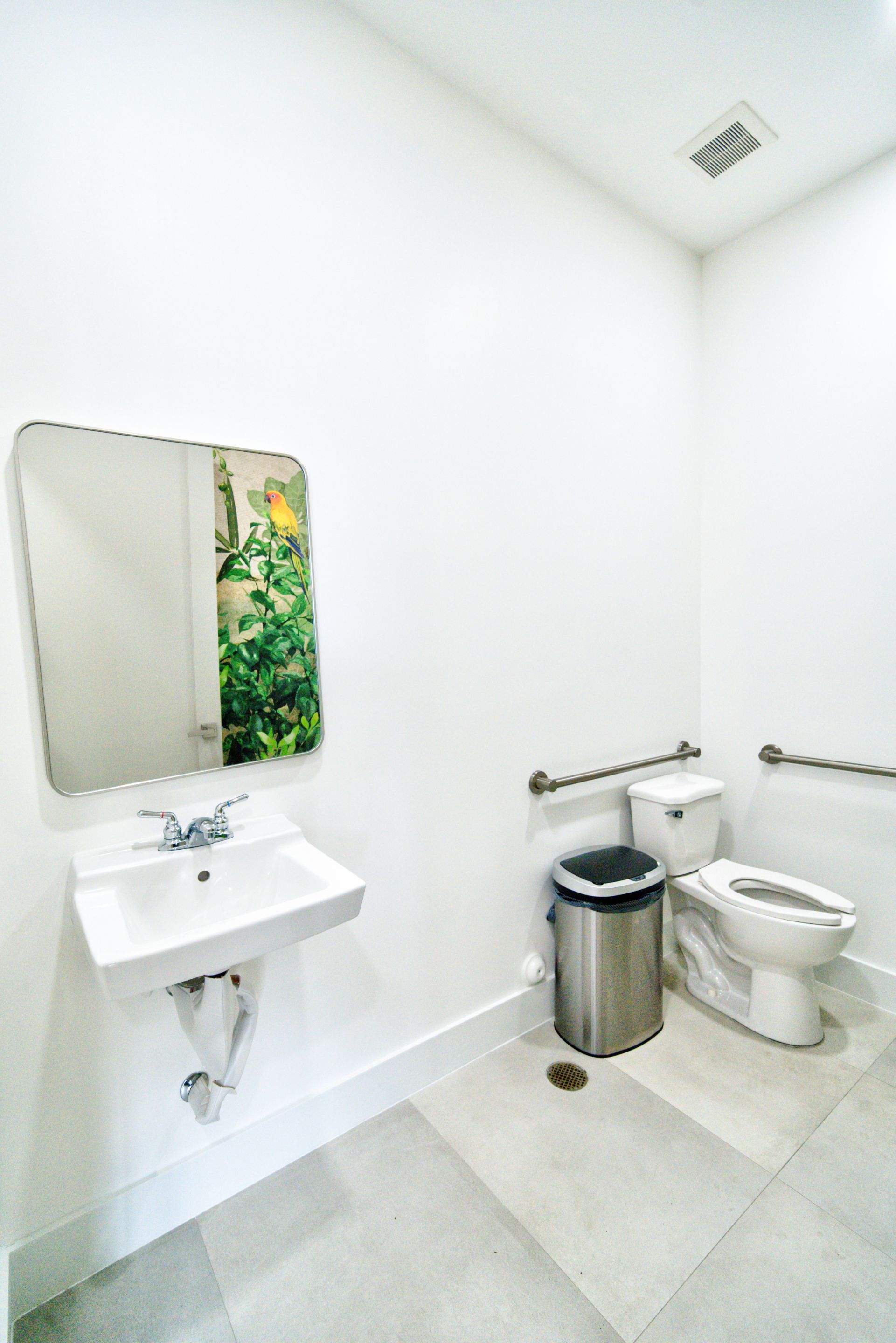 Happy Pet Eyes by Ruiz Construction Inc