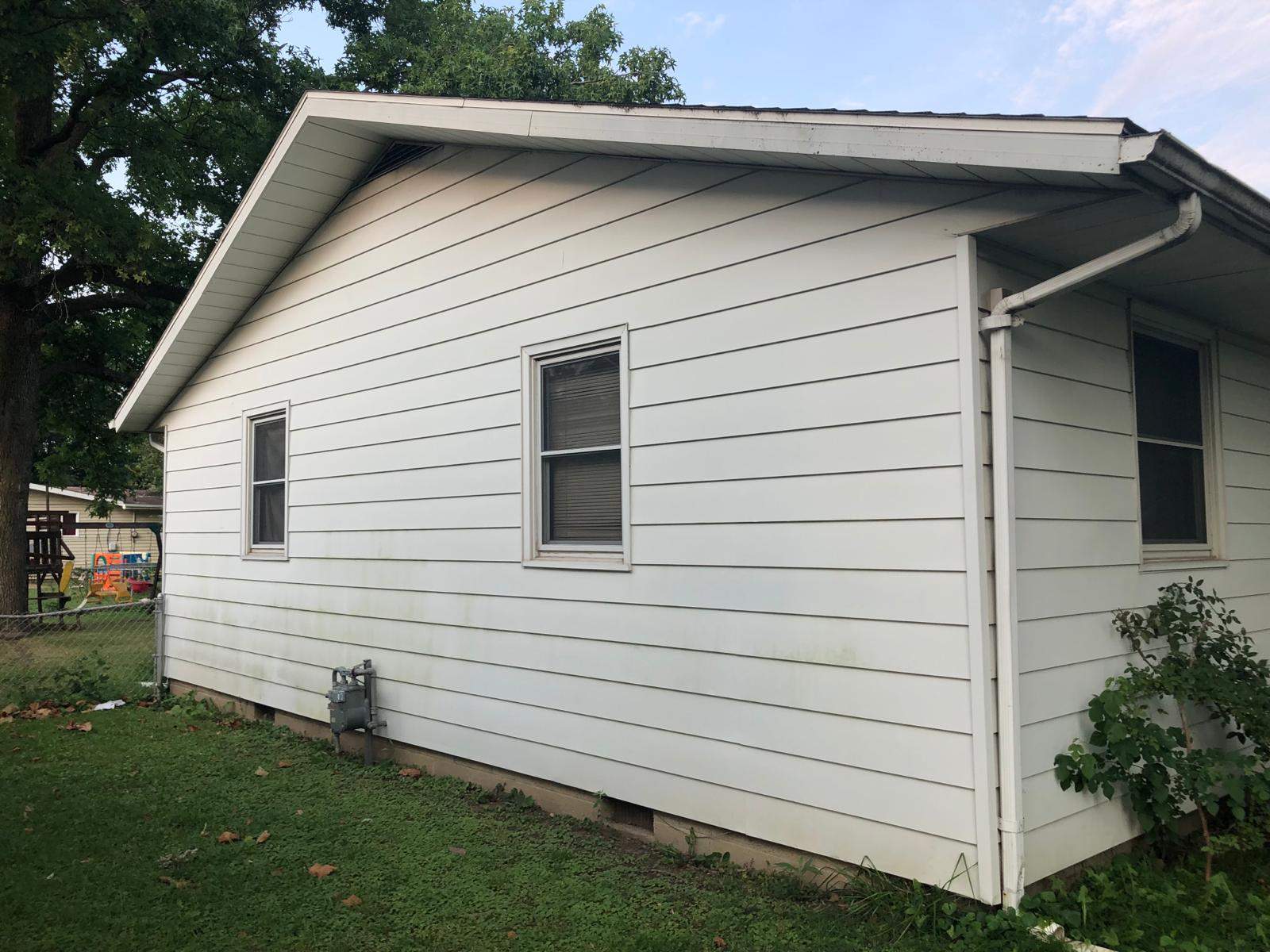 Siding Installation using pictures by storm restoration services inc