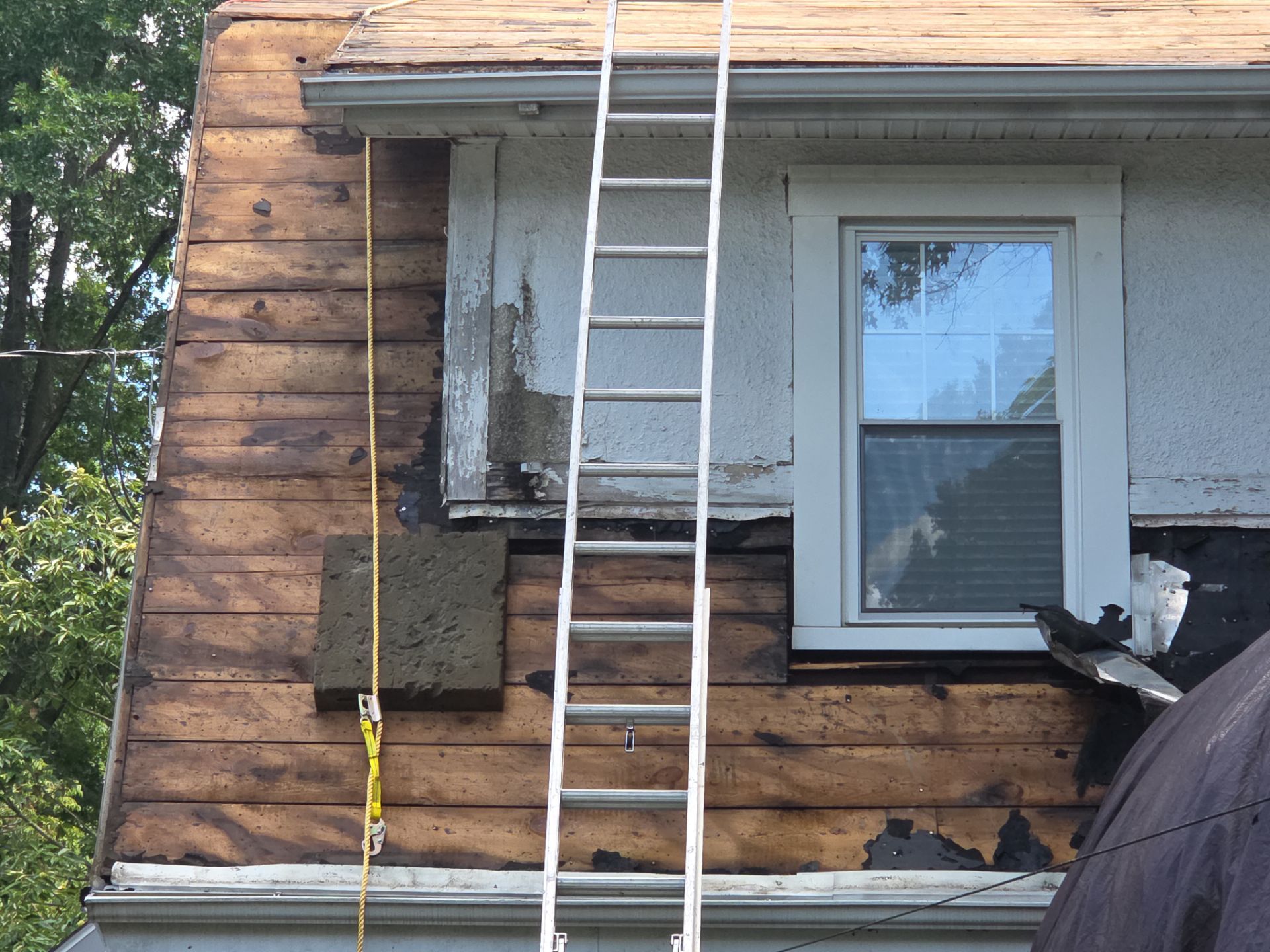 Charleston WV IKO Dynasty Roof Replacement – Premium Asphalt Shingles & Expert Installation by Mr. Roofer