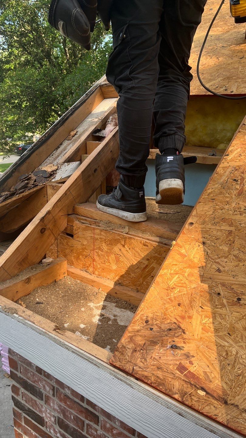 Residential Roofing Installation using Owen's Corning Duration by Roof Concepts Construction