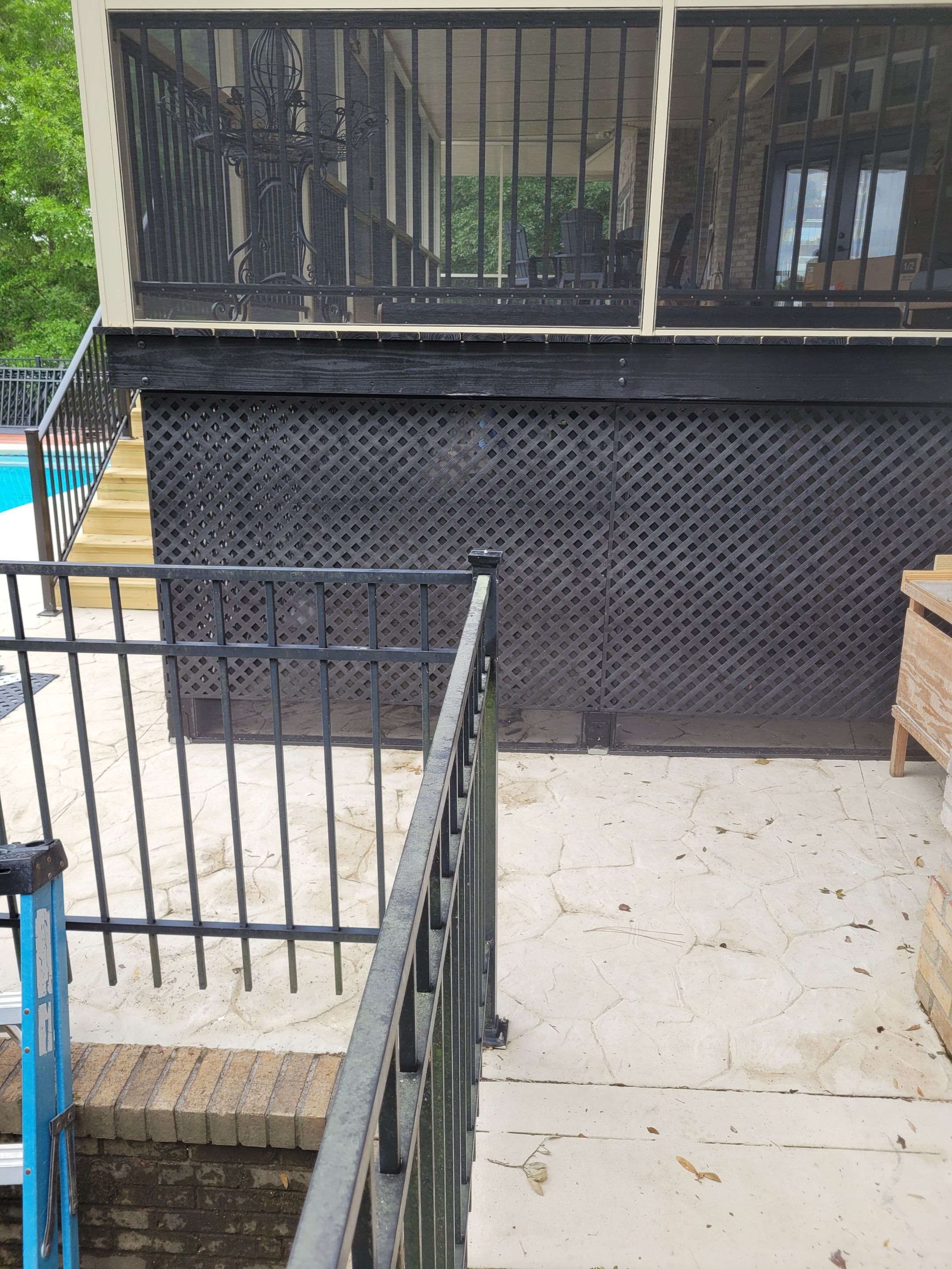 Elevated Screen Room in Crestview by Titan Sunrooms