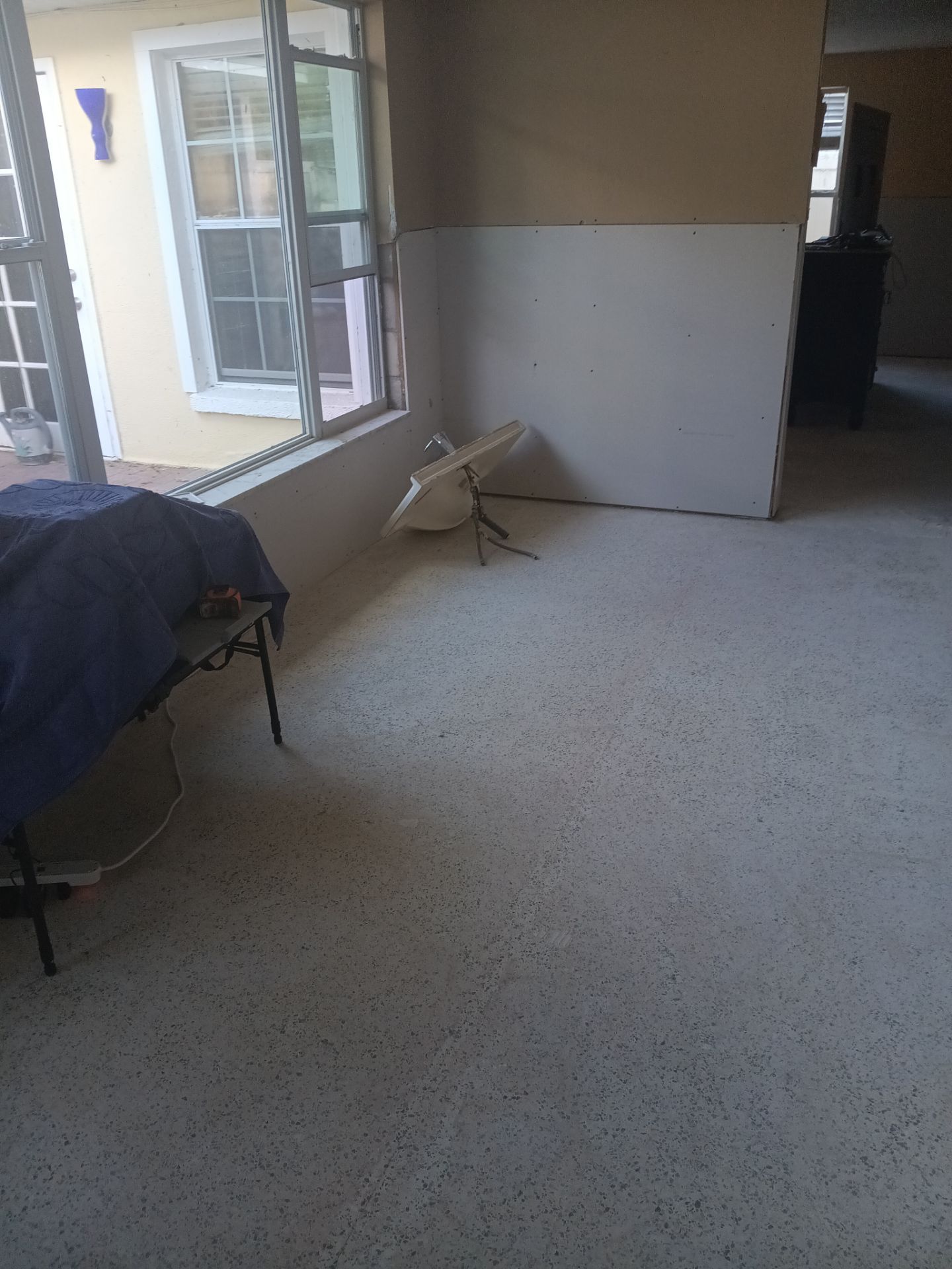 Mold Remediation + Reconstruction Bradenton by Ampm Restoration Services 