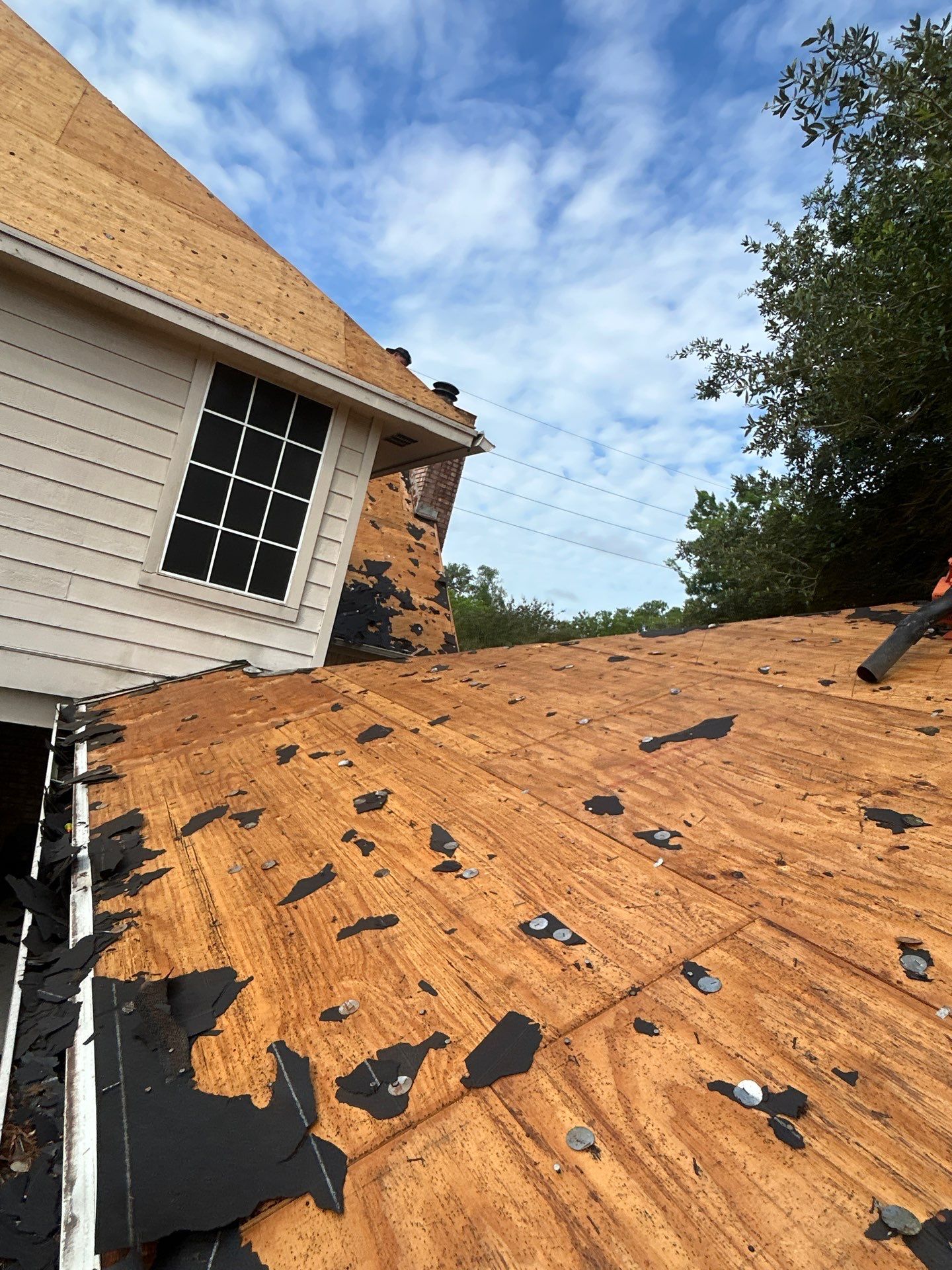Roof Replacement in Austin Park, Sugar Land TX by Roof Repair Company
