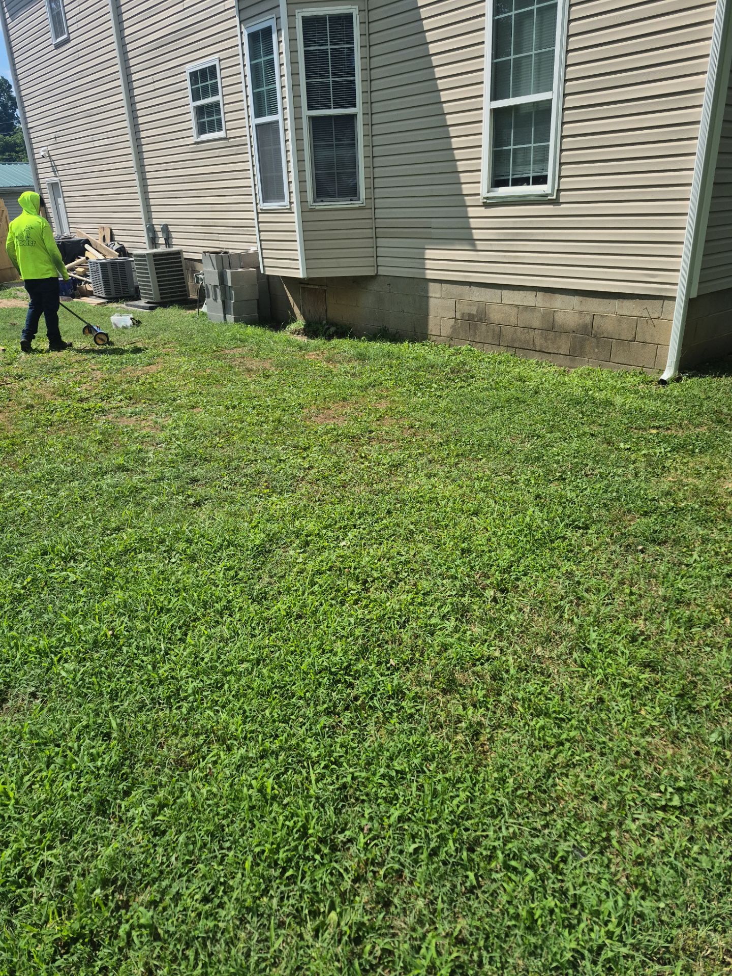 π South Point Gets a Dynasty Makeover by Mr. Roofer