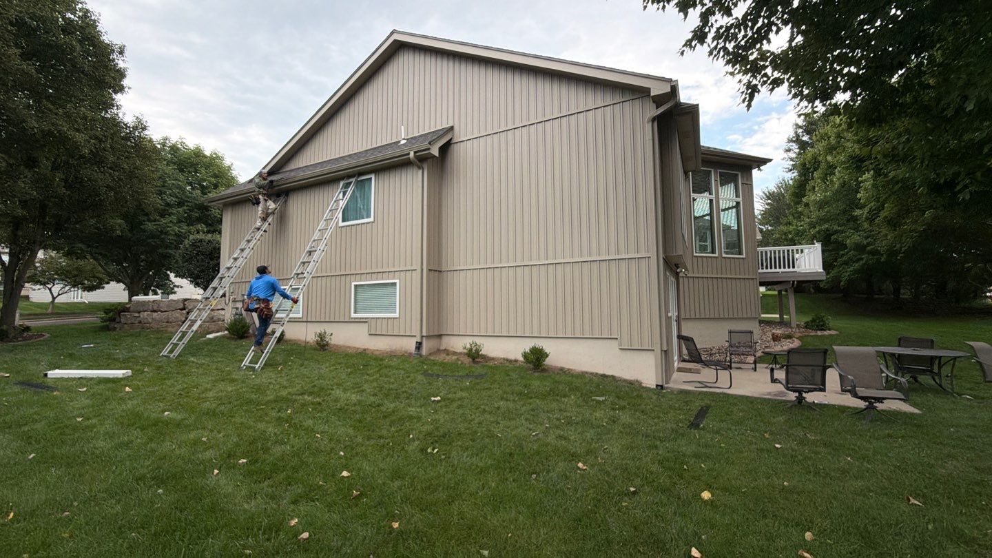 Comprehensive Kansas City Home Remodel With Siding & Roofing Installation by EEC Windows, Siding & Roofing