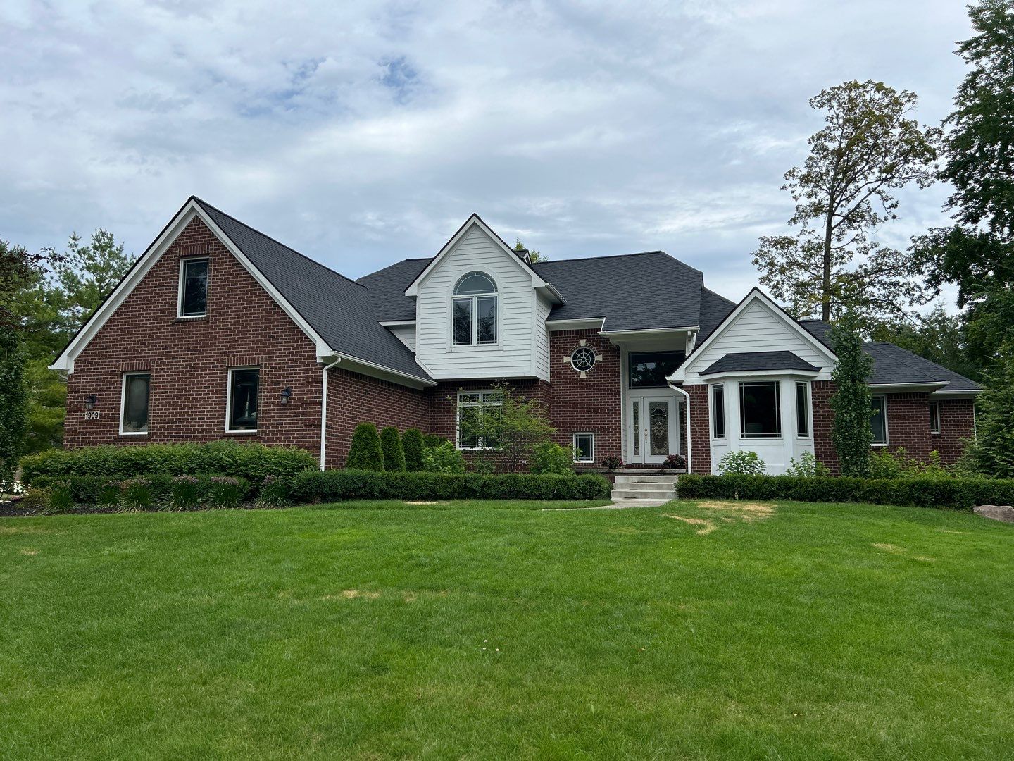 Roof Replacement using CertainTeed Landmark by 180 Contractors