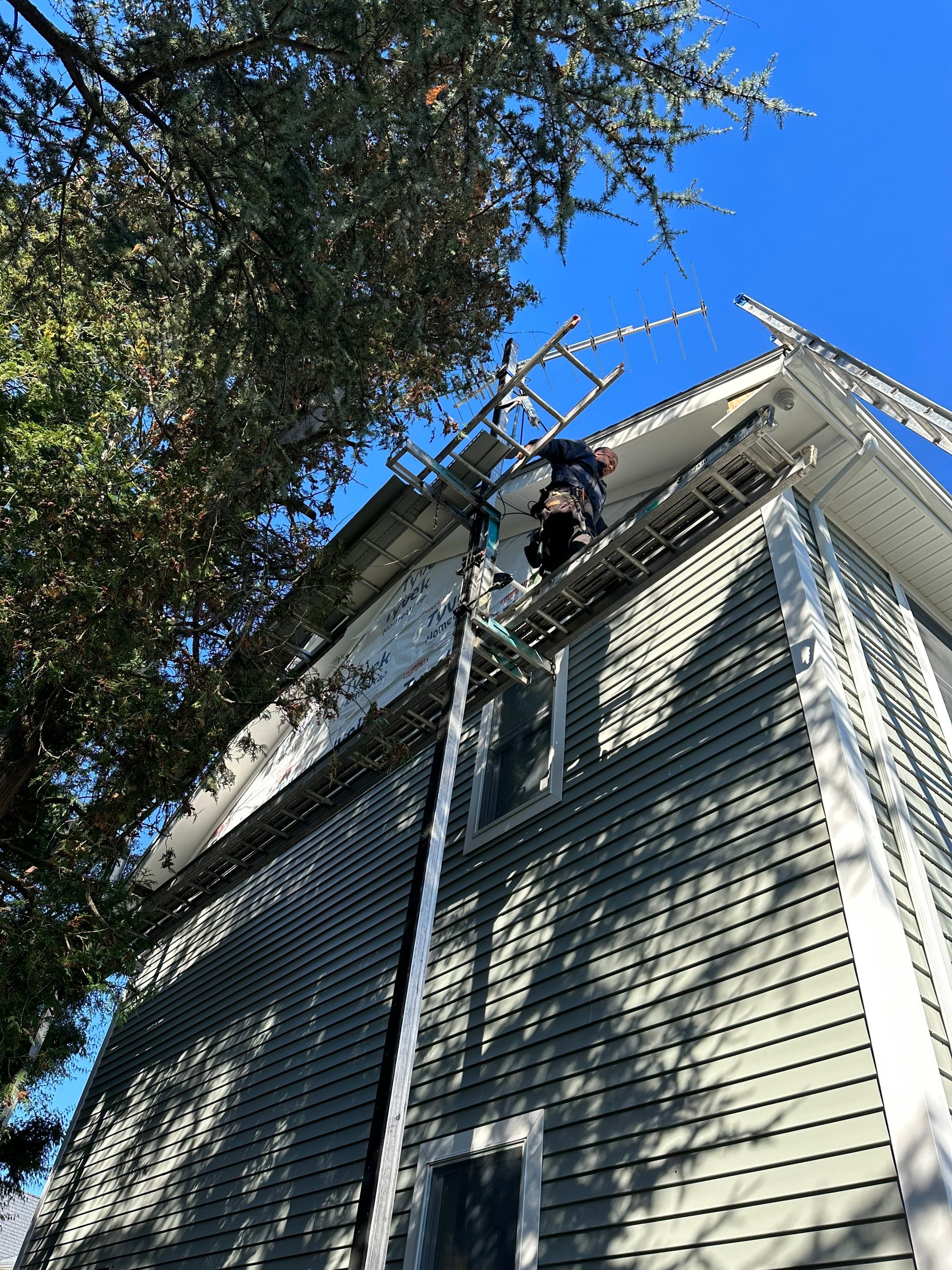 Siding Installation using Certainteed Mainstreet Seagrass by A Plus Exterior